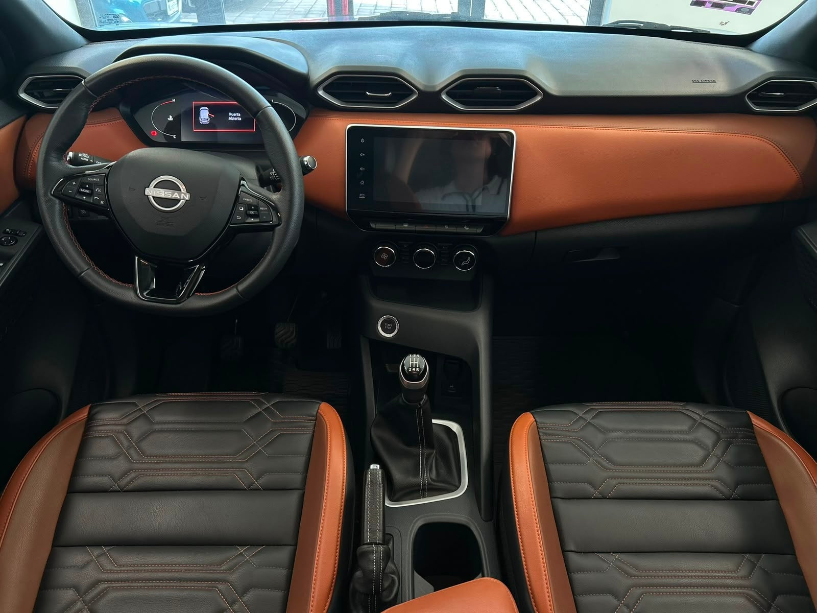 2025 Nissan Magnite EXCLUSIVE, L3, 1.0T, 112 CP, 5 PUERTAS, AUT CVT