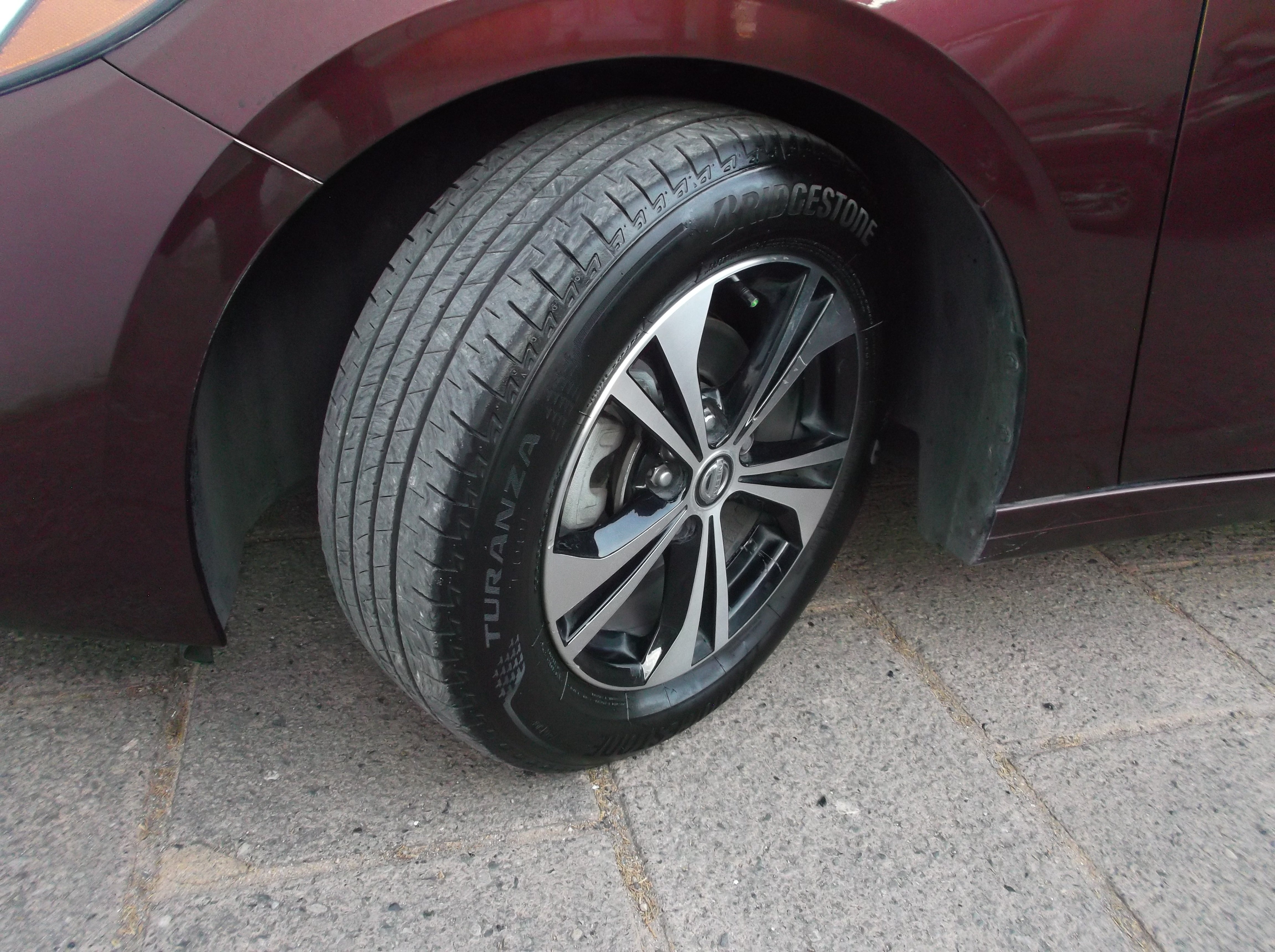 2023 Nissan SENTRA 4 PTS ADVANCE CVT AAC F NIEBLA RA-16