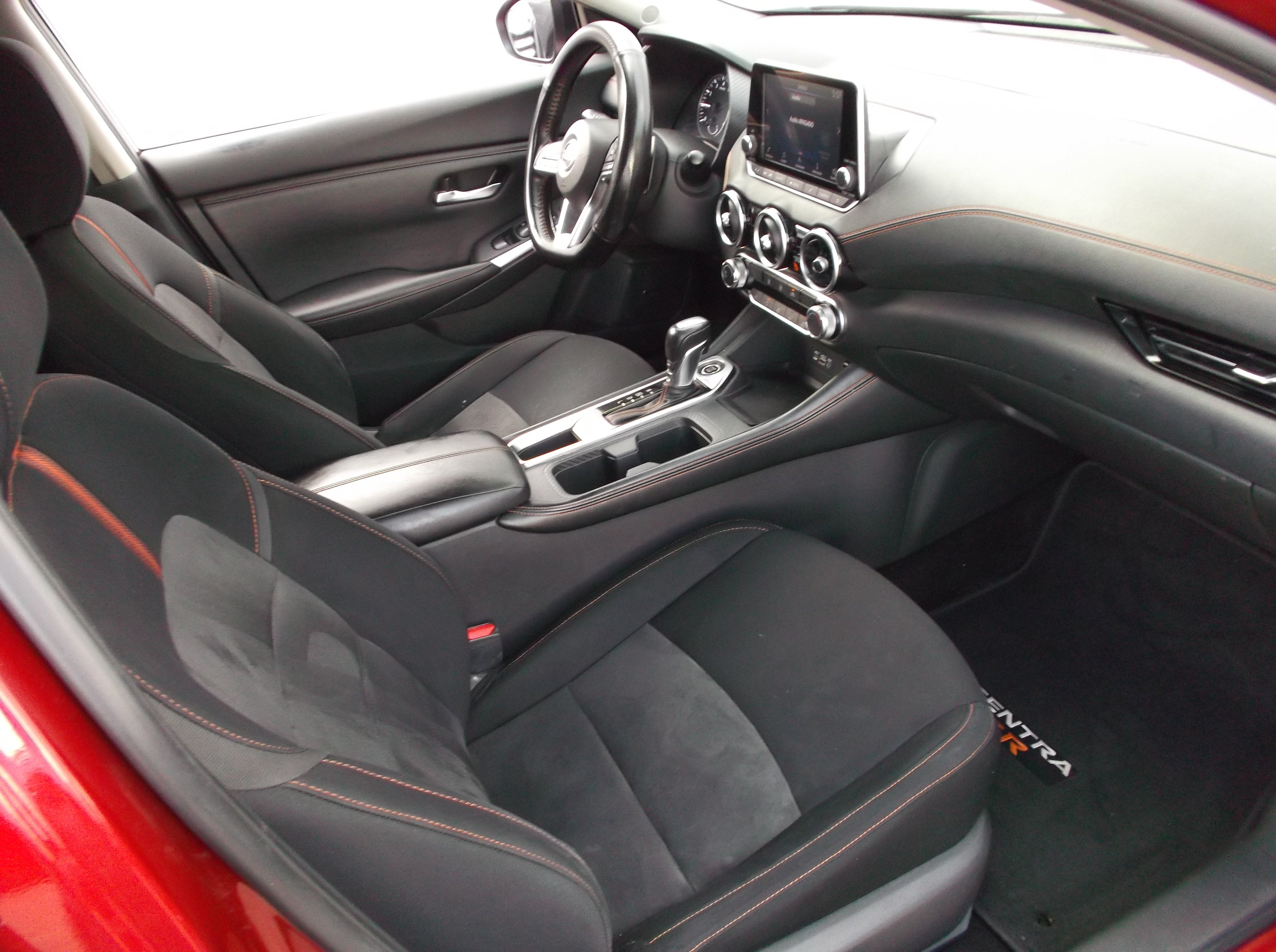 2023 Nissan SENTRA 4 PTS SR CVT AAC ASTOS DEPORTIVOS BOSE QC F LED RA-18