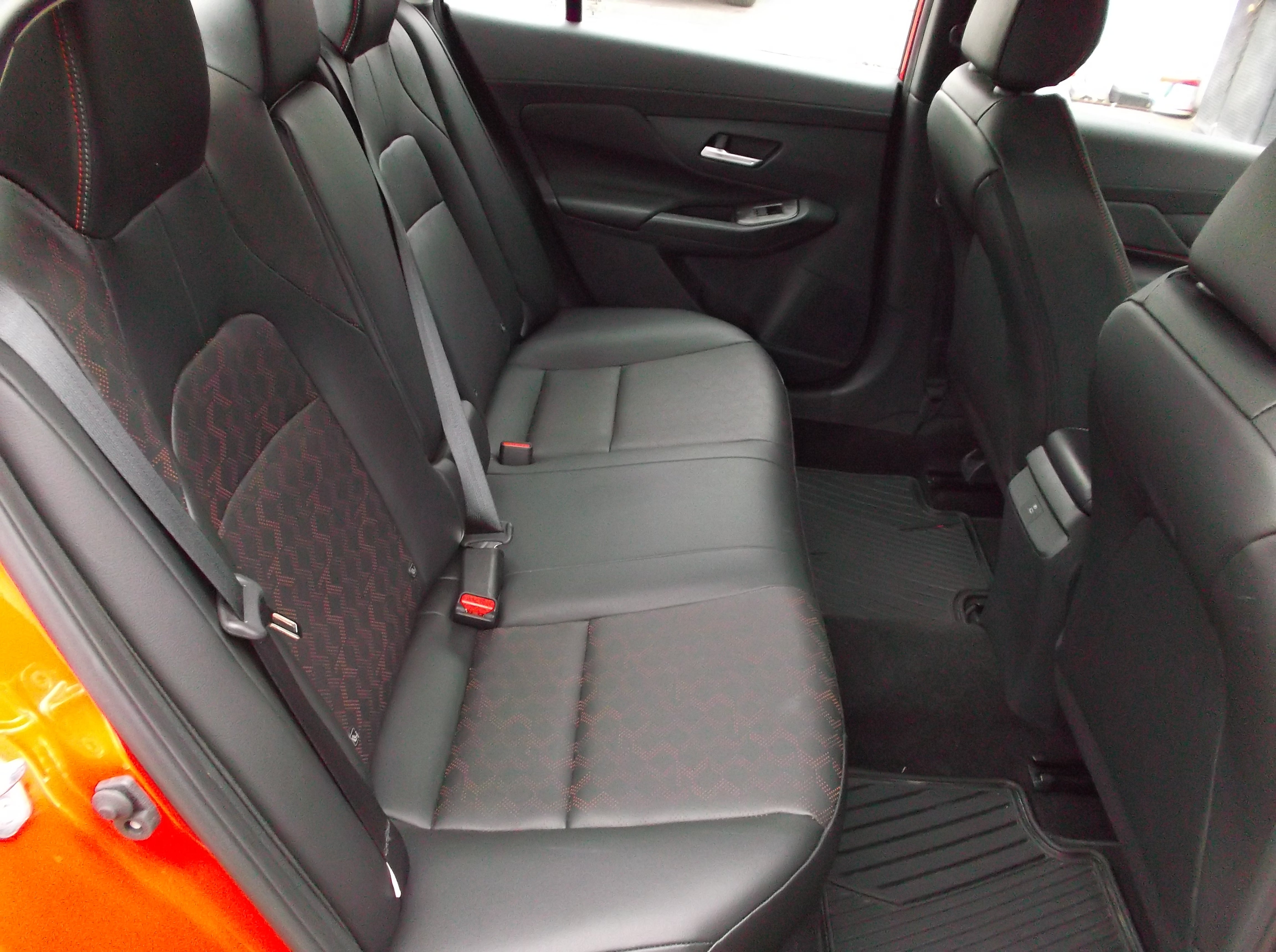 2026 Nissan SENTRA SR CVT