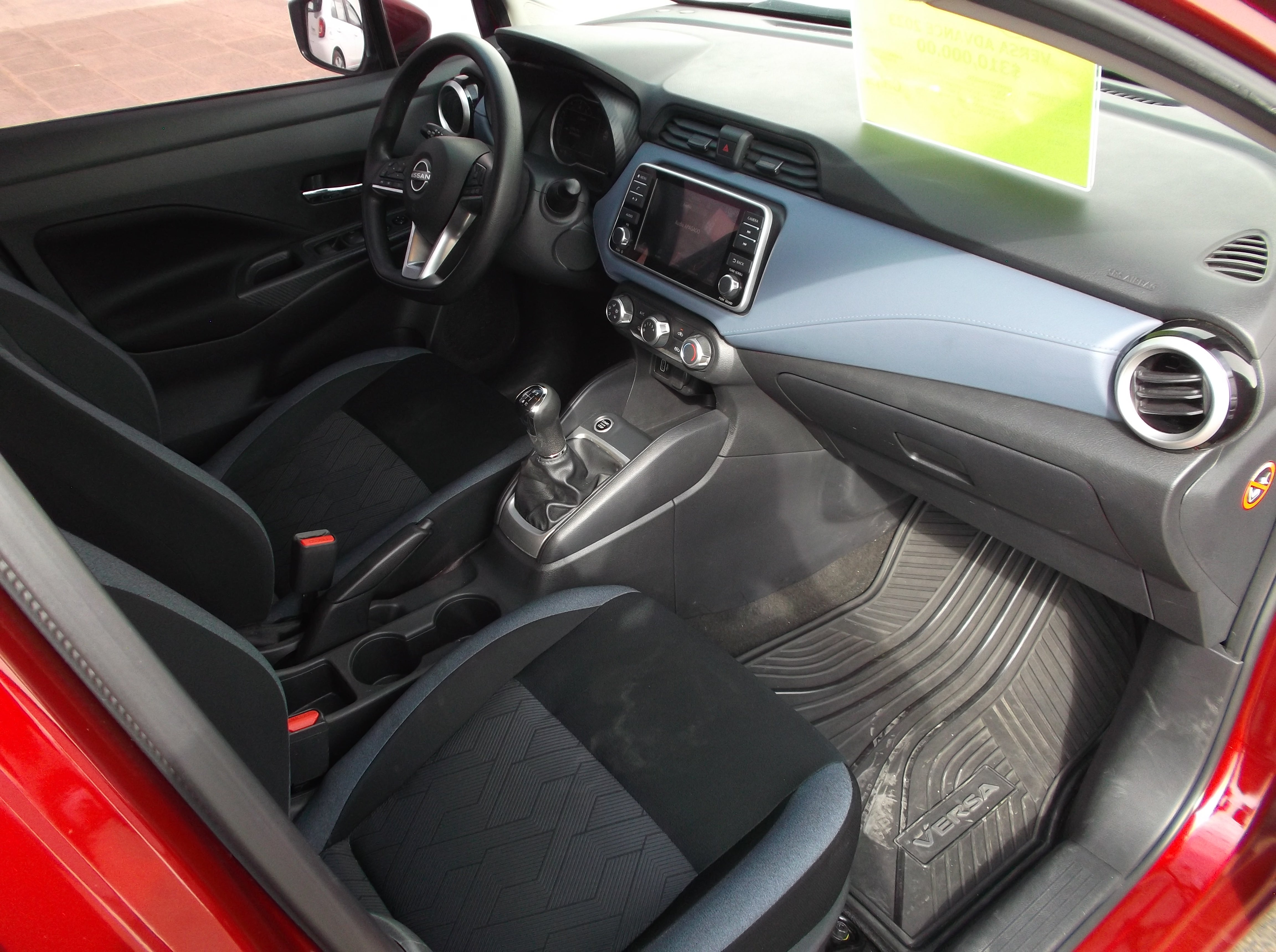 2023 Nissan VERSA 4P ADVANCE L41.6 MAN