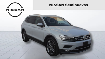 2018 Volkswagen TIGUAN 5 PTS HIGHLINE 20T DSG PIEL F LED RA-19 4X4