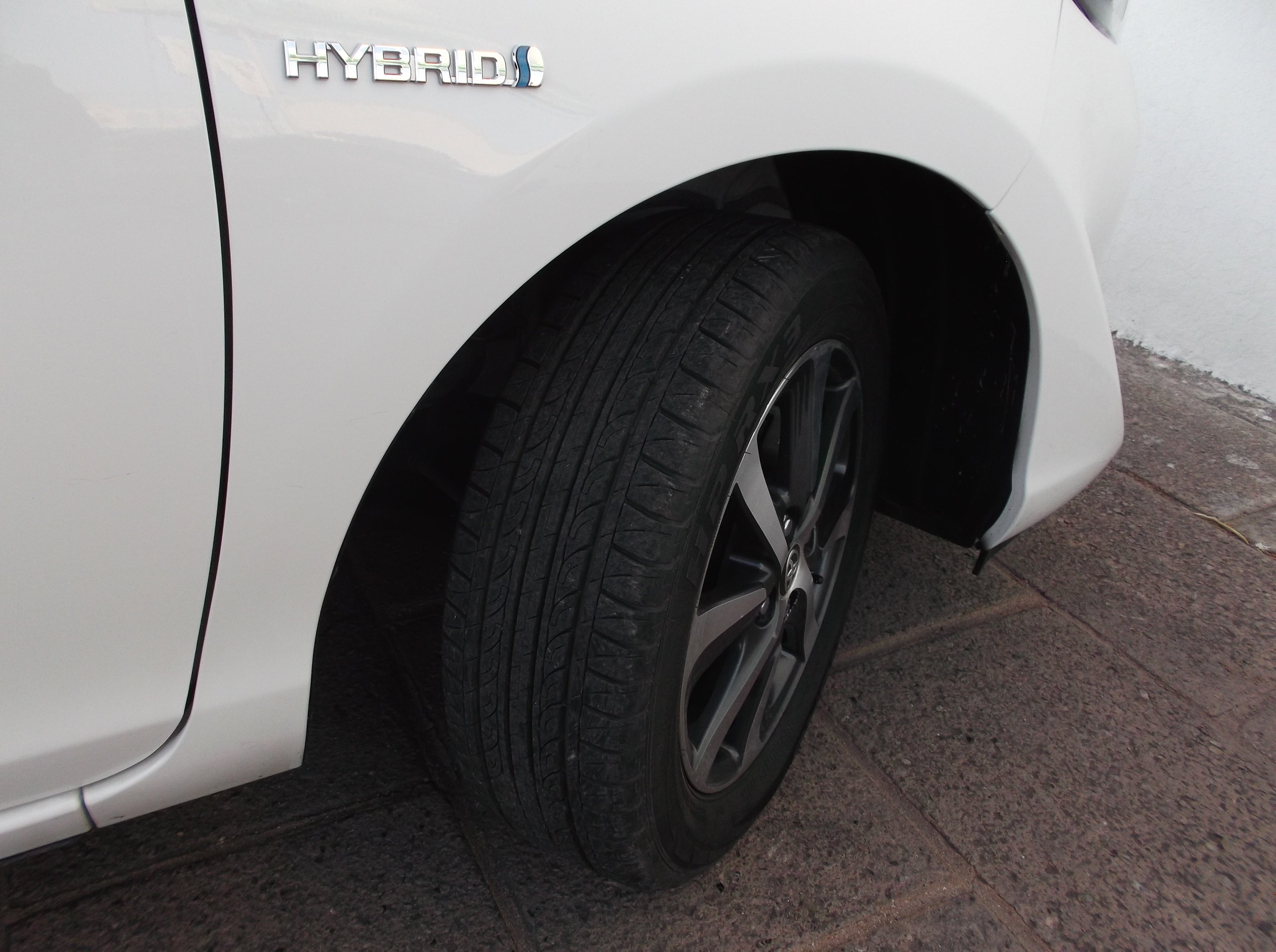 2021 Toyota PRIUS 5 PTS C HIBRIDO TA