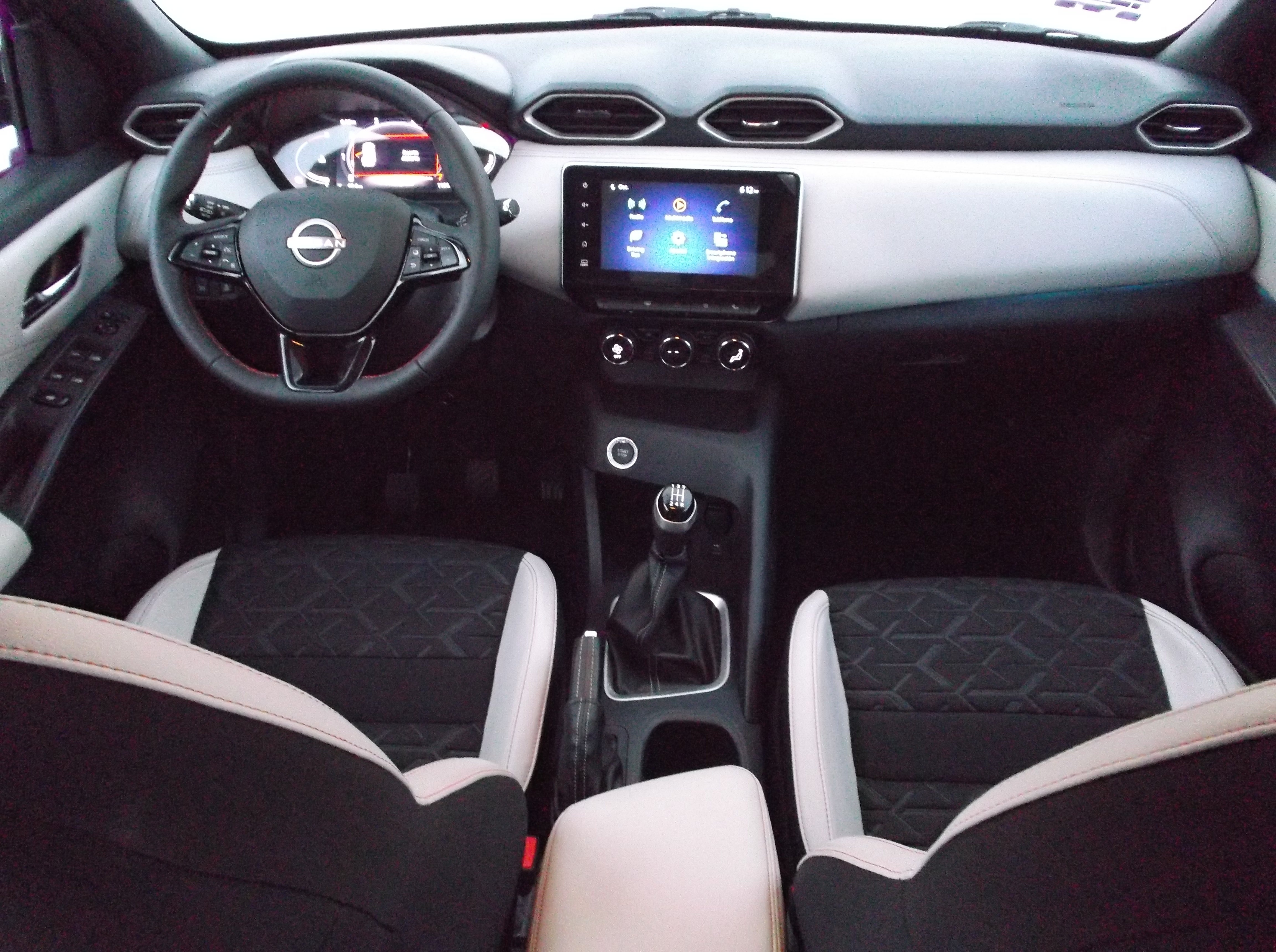 2025 Nissan MAGNITE MAGNITE EXCLUSIVE MT