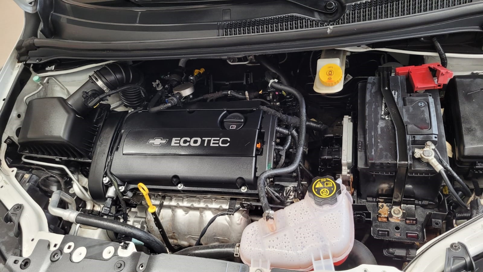 2017 Chevrolet Sonic LT, L4, 1.6L, 115 CP, 4 PUERTAS, STD