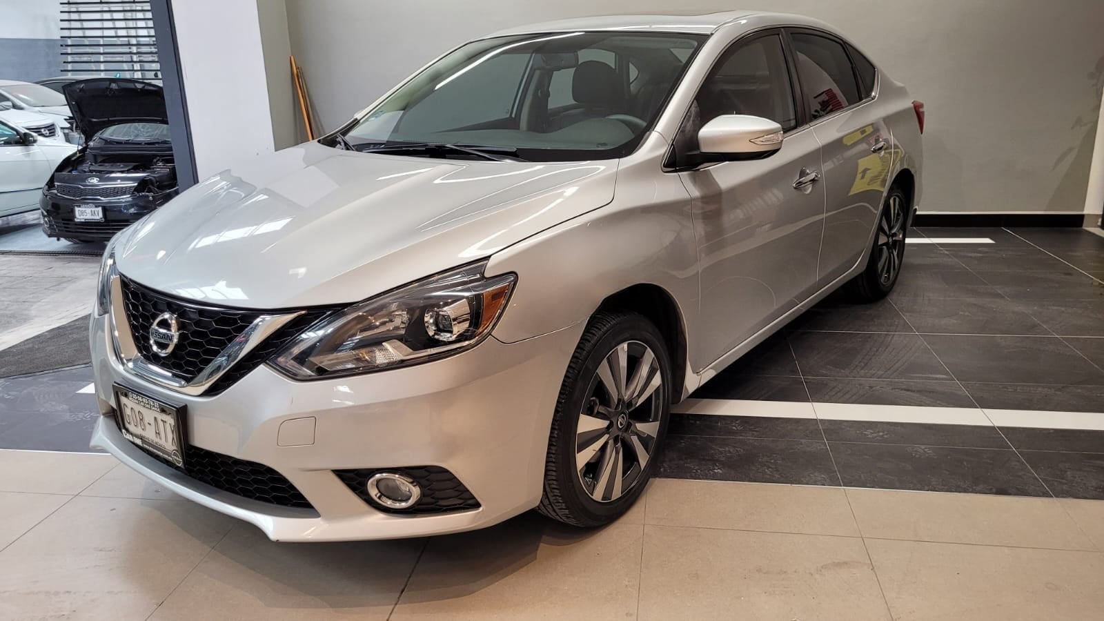 2018 Nissan SENTRA EXCLUSIVE L4 1.8L 129 CP 4 PUERTAS AUT PIEL BA AA QC