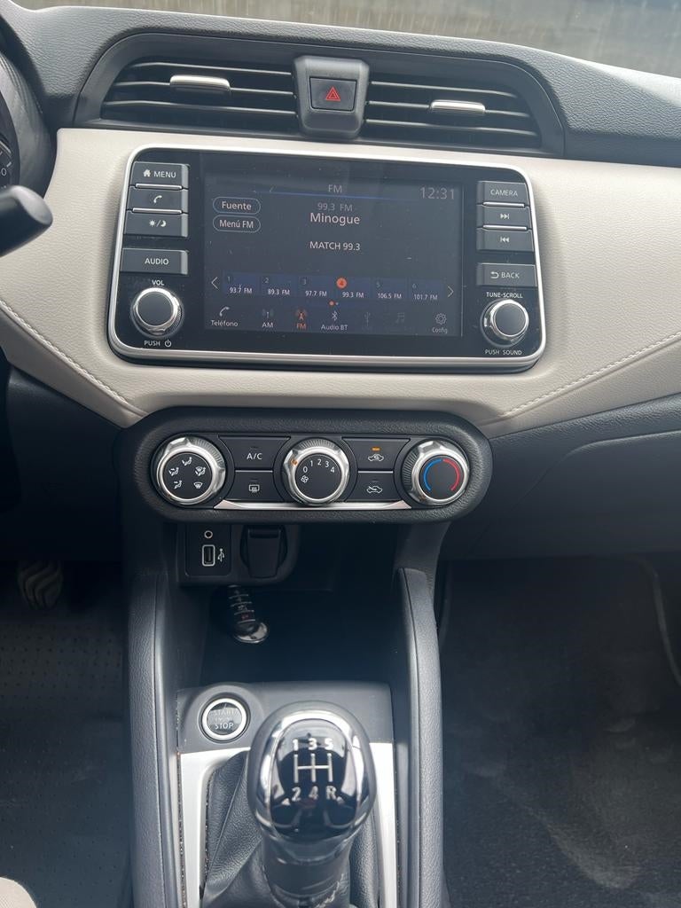 2020 Nissan VERSA ADVANCE L4 1.6L 118 CP 4 PUERTAS STD BA