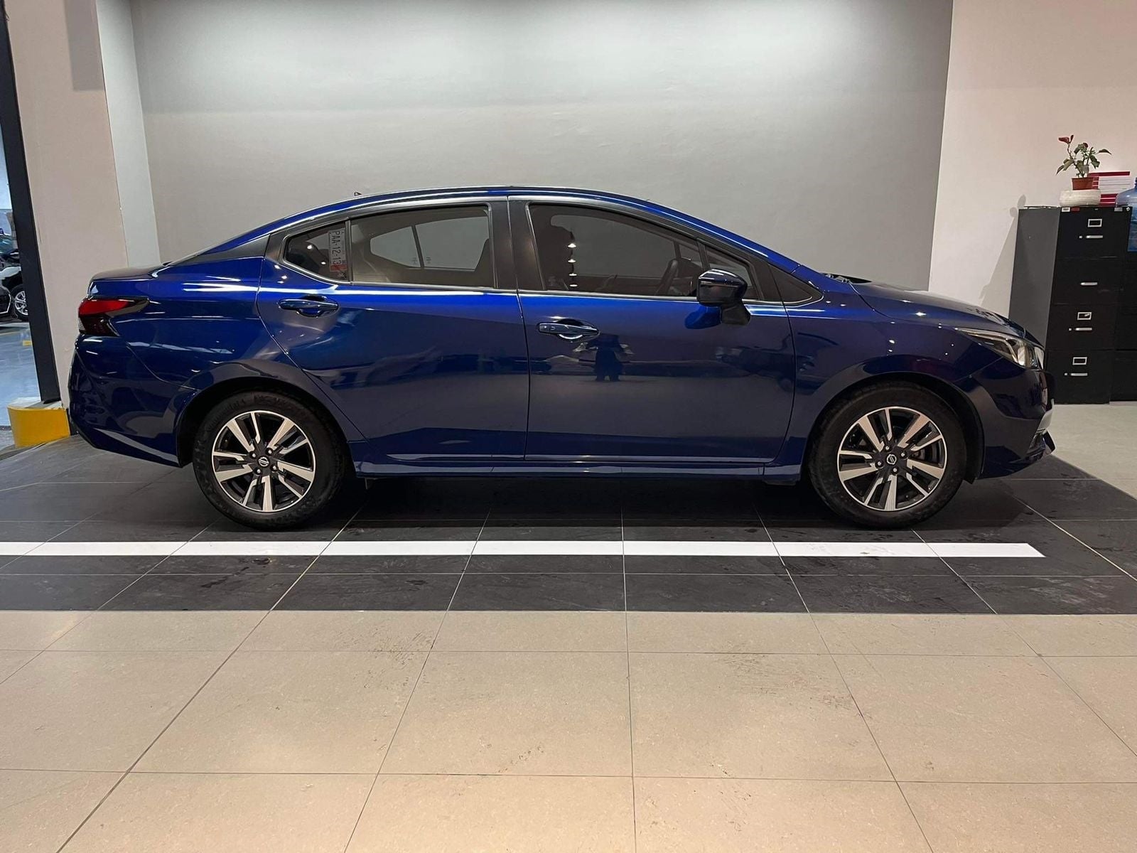 2021 Nissan VERSA ADVANCE L4 1.6L 118 CP 4 PUERTAS STD BA