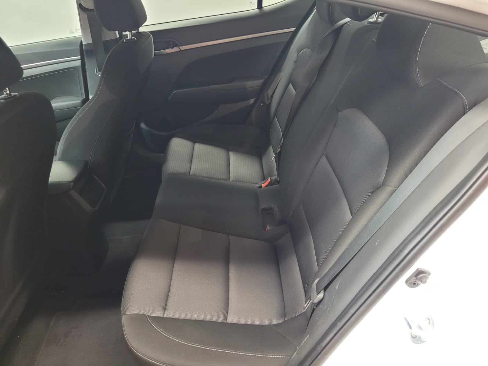 2018 Hyundai Elantra GLS L4 2.0L 147 CP 4 PUERTAS STD BA AA