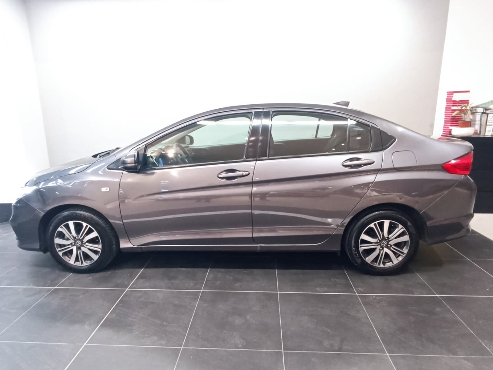 2019 Honda City LX L4 1.5L 118 CP 4 PUERTAS STD BA AA