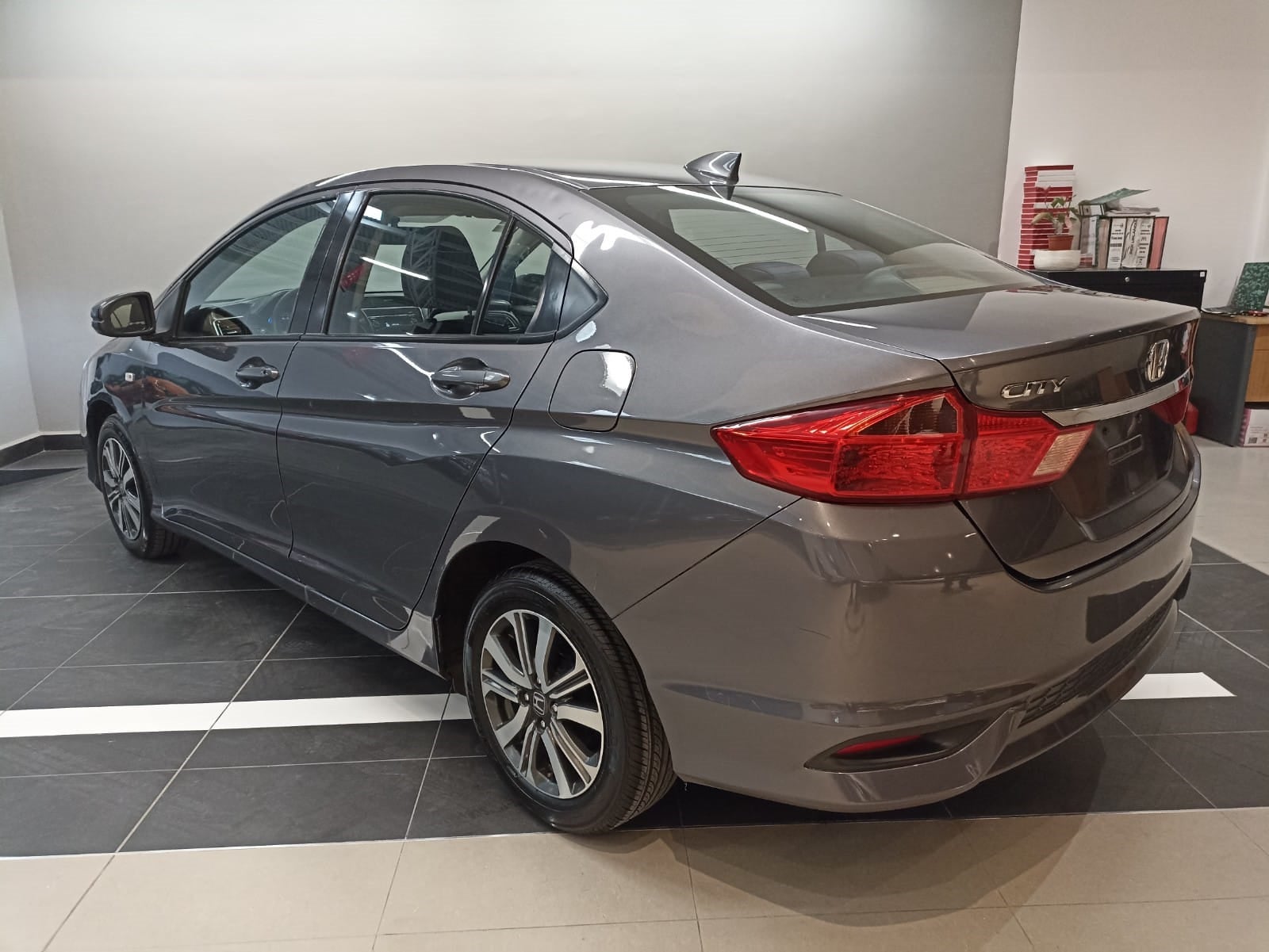2019 Honda City LX L4 1.5L 118 CP 4 PUERTAS STD BA AA