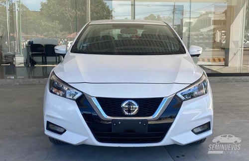 2022 Nissan Versa 1.6 Platinum Piel At