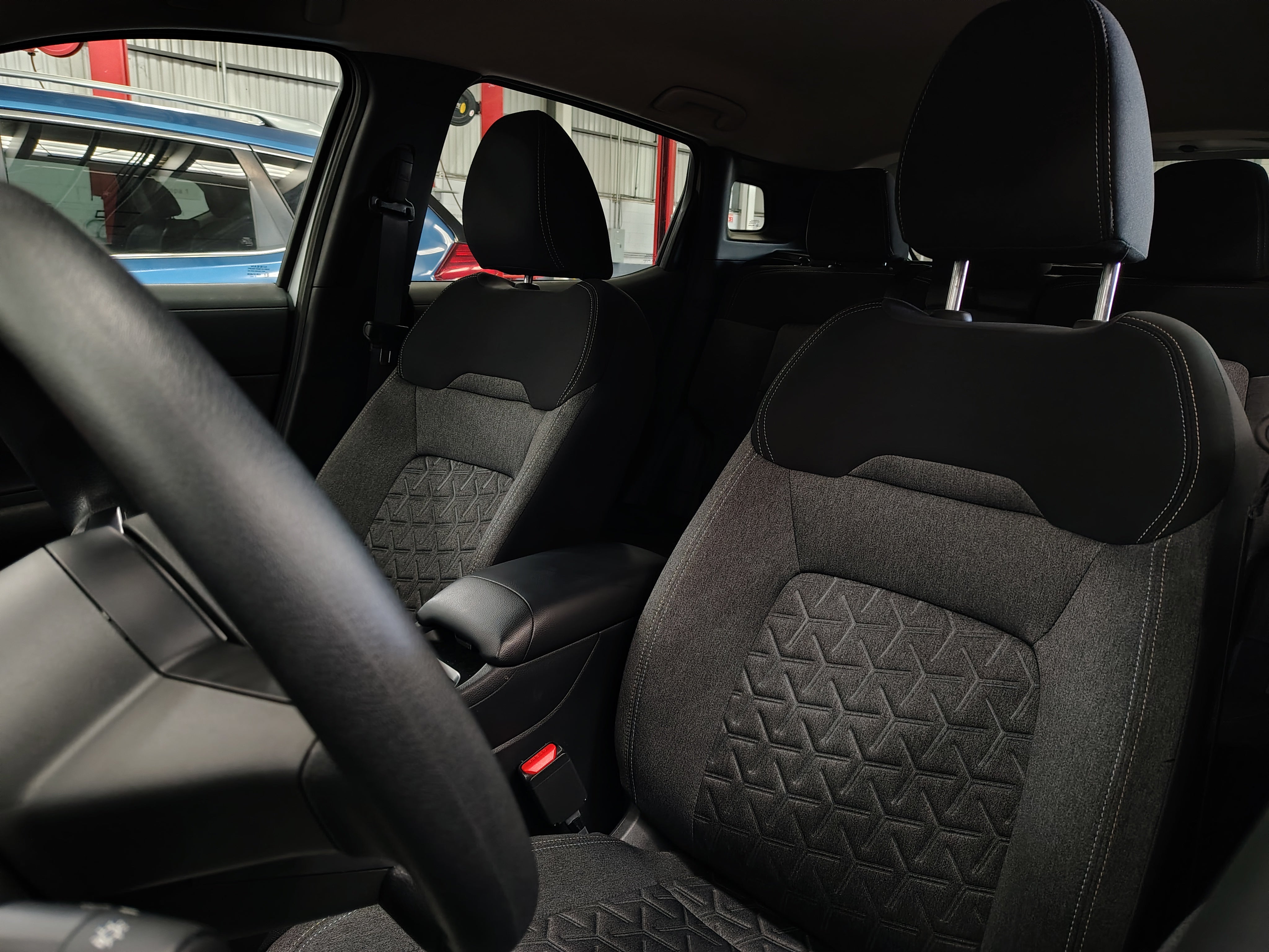 2025 Nissan KICKS 5P ADVANCE L42.0 AUT