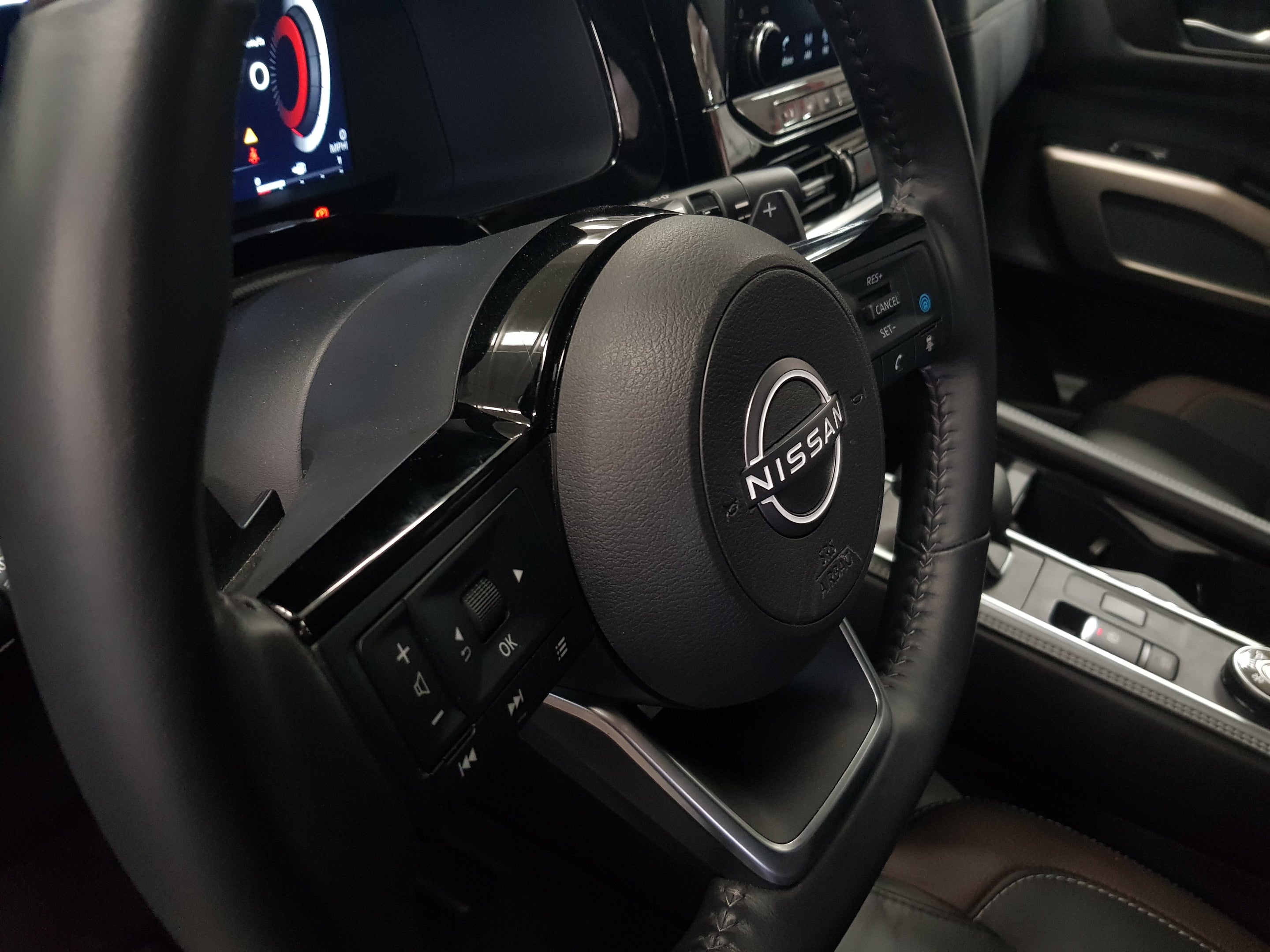 2024 Nissan PATHFINDER 5P PLATINUM V63.5 AUT