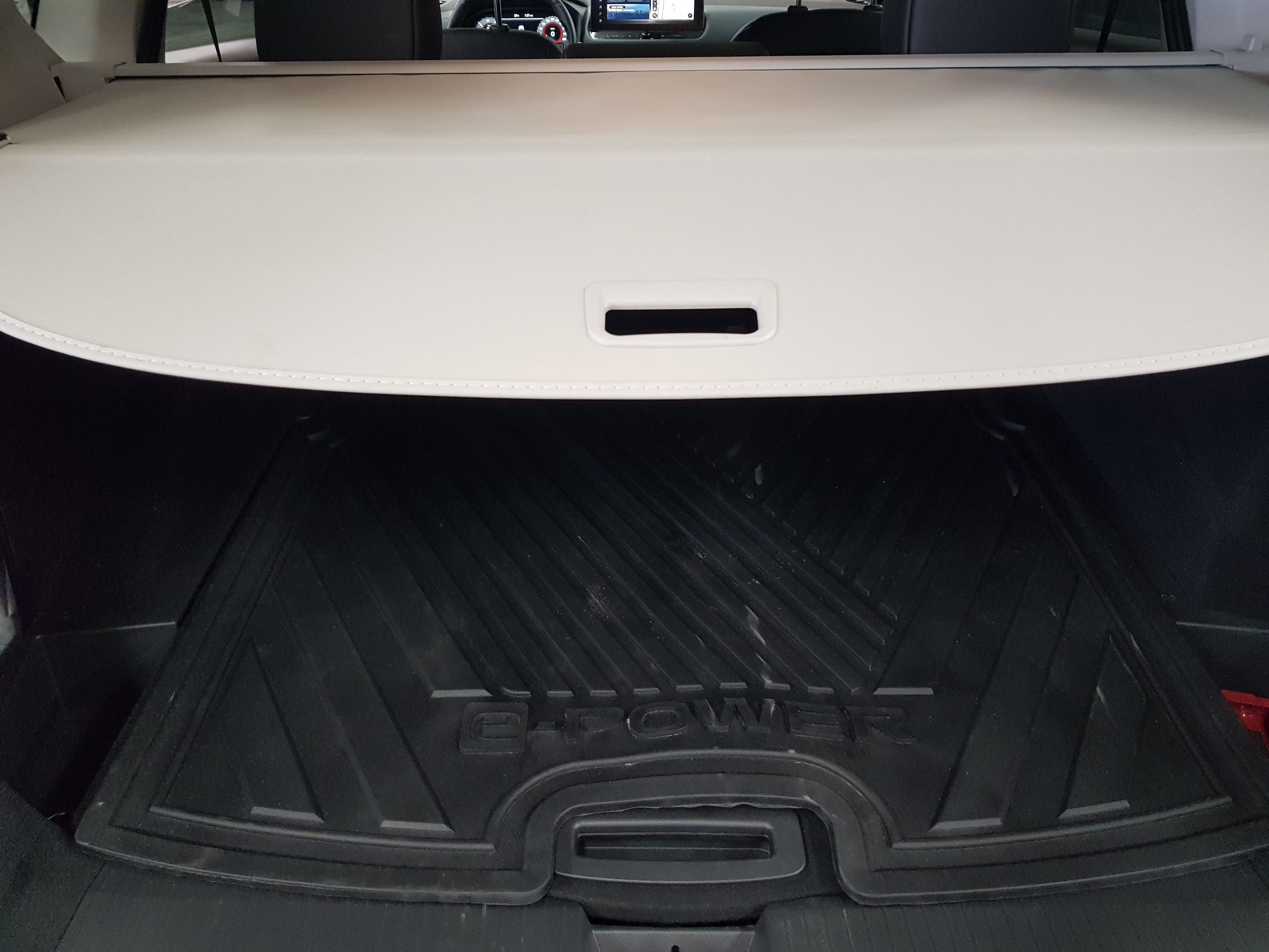 2025 Nissan X-TRAIL 5P PLATINUM E.POWER HEV L31.5 AUT