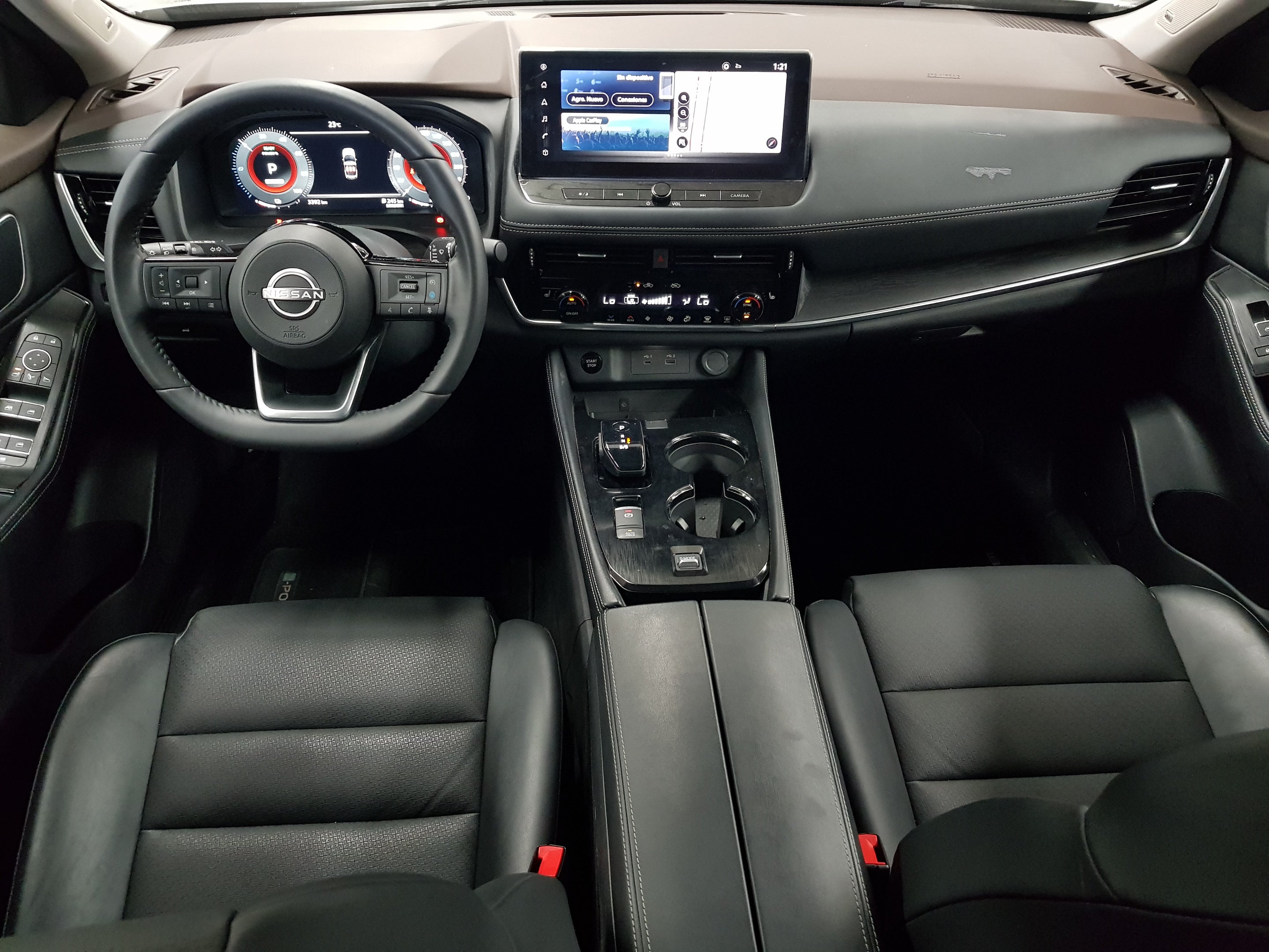 2025 Nissan X-TRAIL 5P PLATINUM E.POWER HEV L31.5 AUT