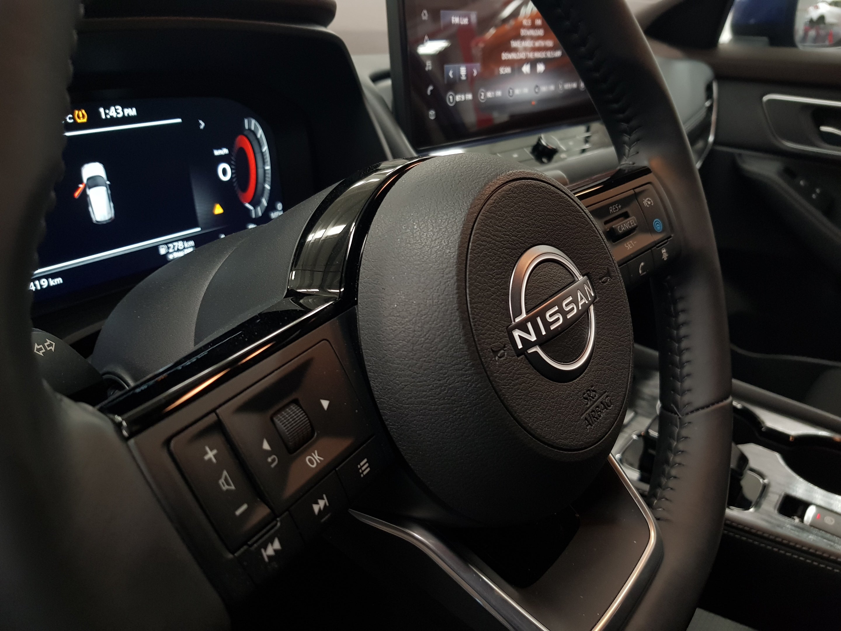 2024 Nissan X-TRAIL 5P PLATINUM 2 ROW L42.5 AUT