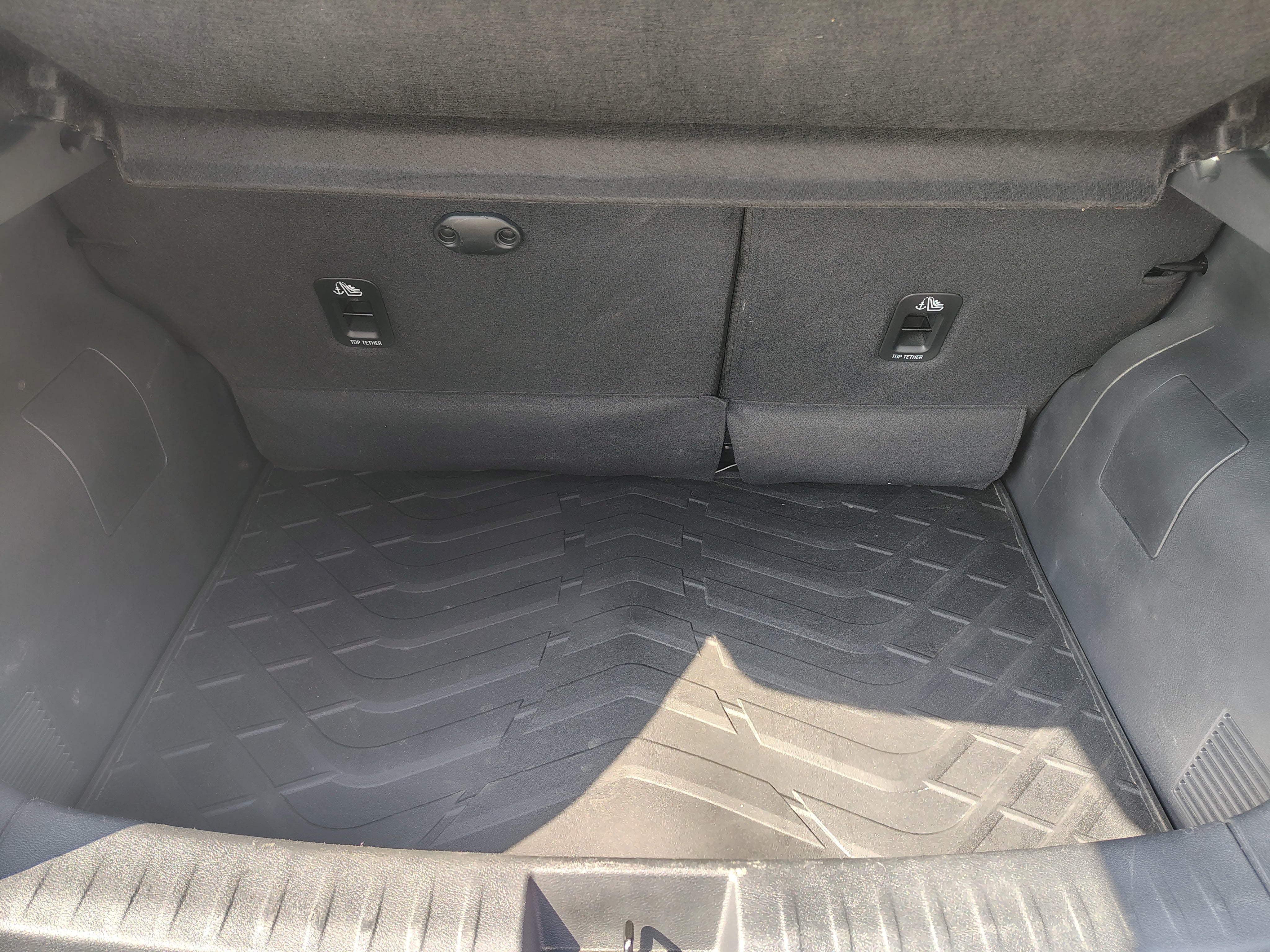 2025 Nissan MAGNITE 5 PUERTAS EXCLUSIVE 1.0 LTS CVT T