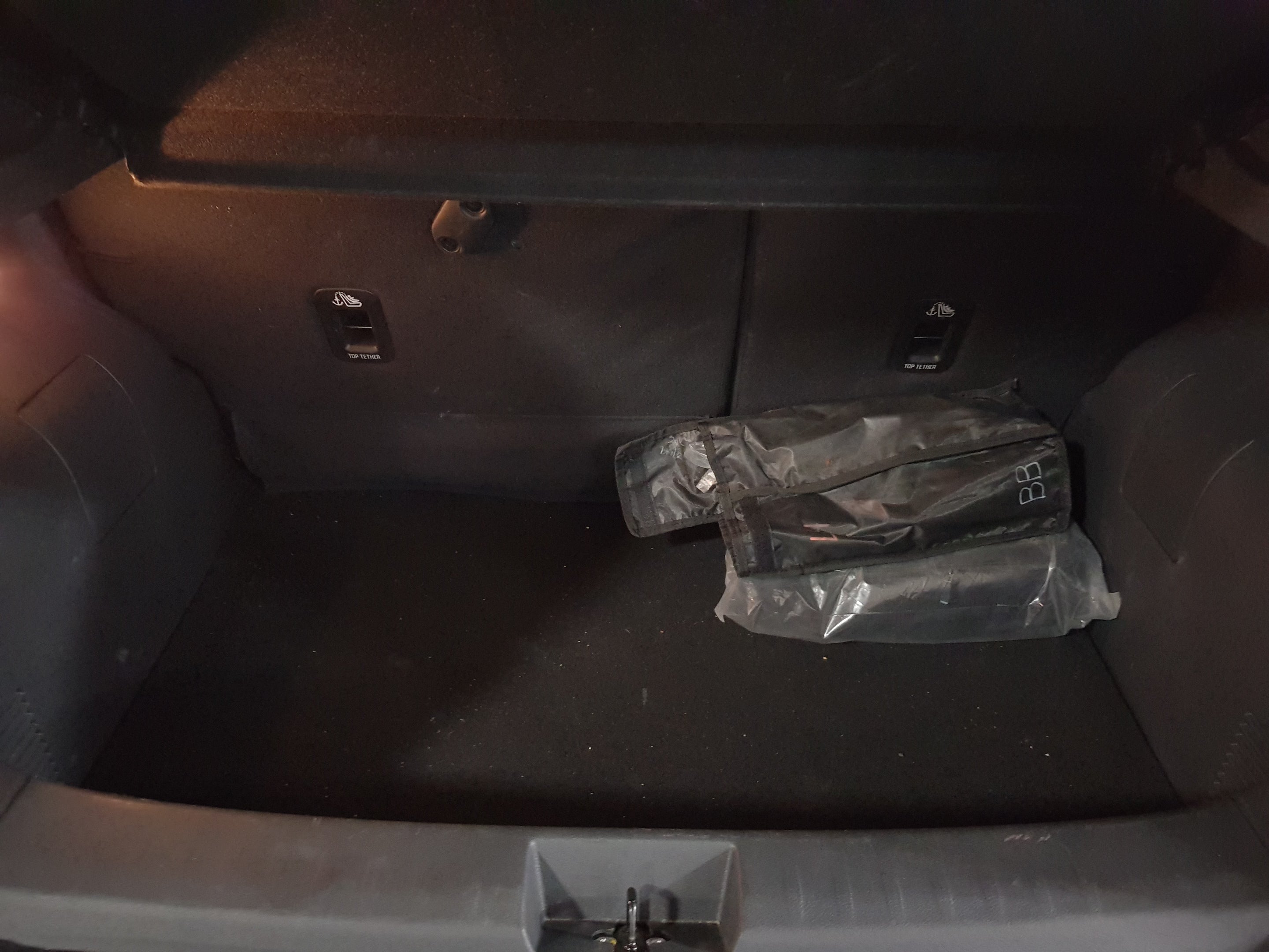 2025 Nissan MAGNITE 5 PUERTAS EXCLUSIVE 1.0 LTS CVT T