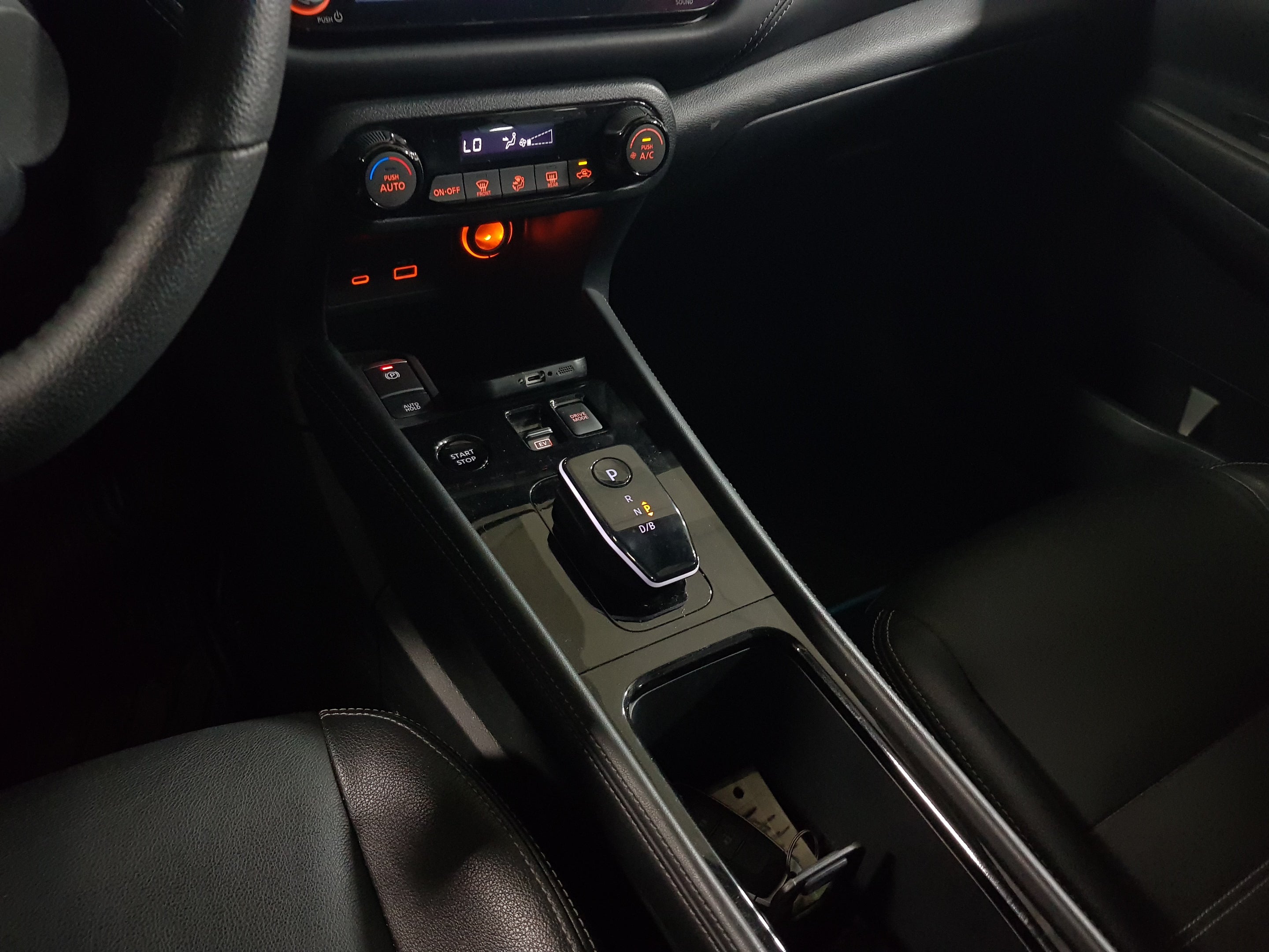 2024 Nissan KICKS 5P PLATINUM E-POWER HEV L31.2 AUT