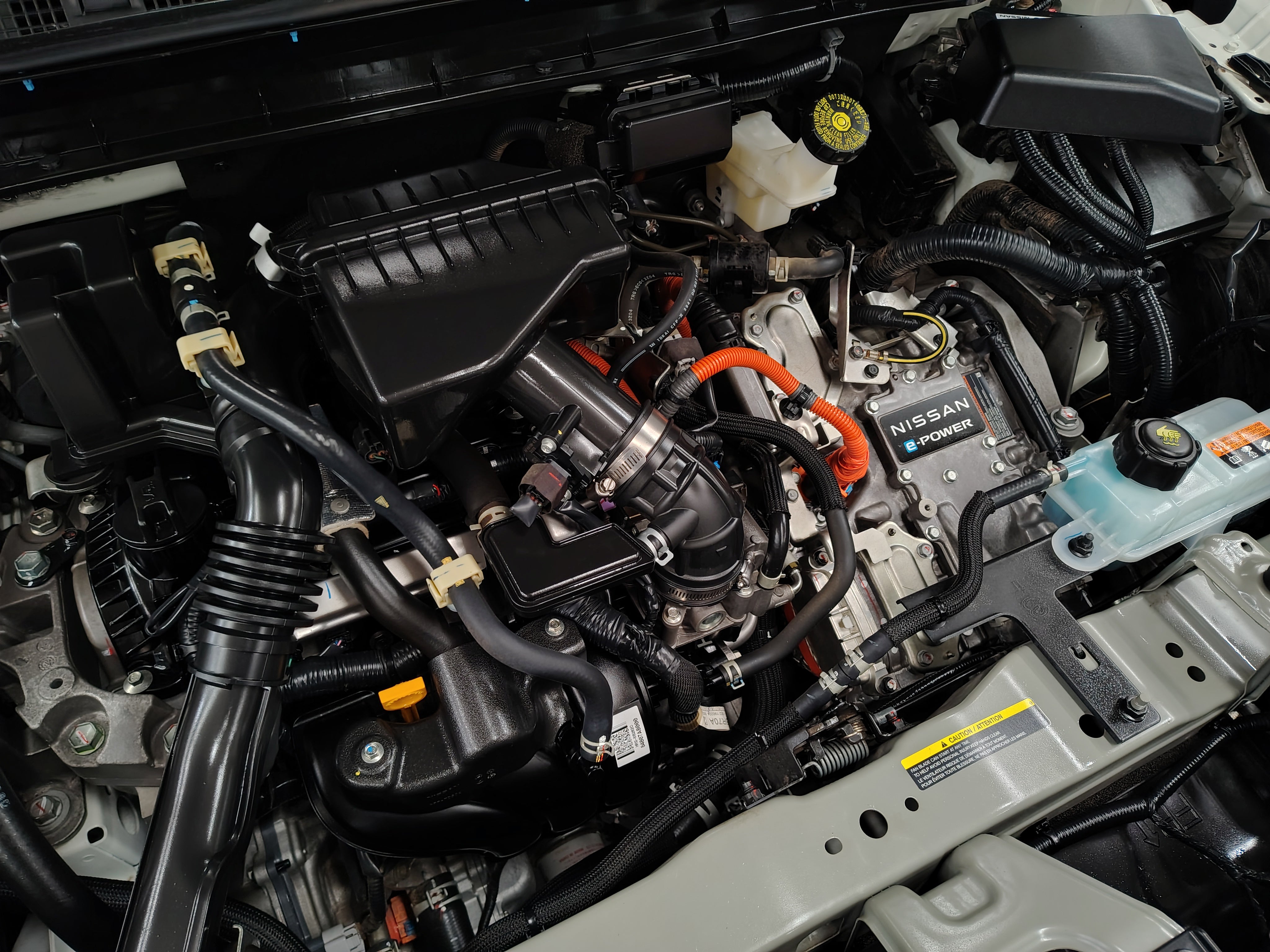 2024 Nissan KICKS 5P ADVANCE E-POWER HEV L31.2 AUT