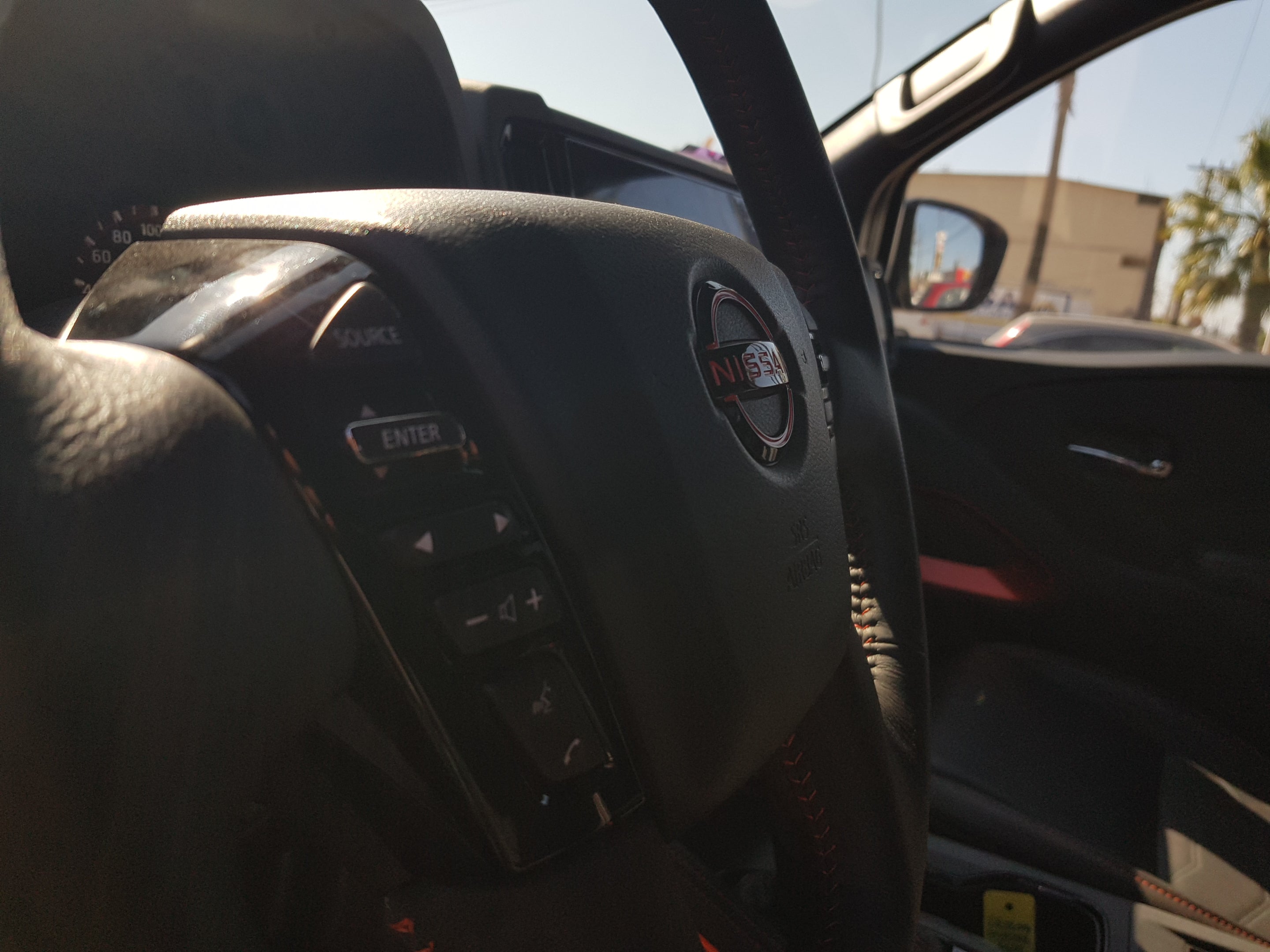 2025 Nissan FRONTIER 4P PRO-4X V63.8 AUT 4X4