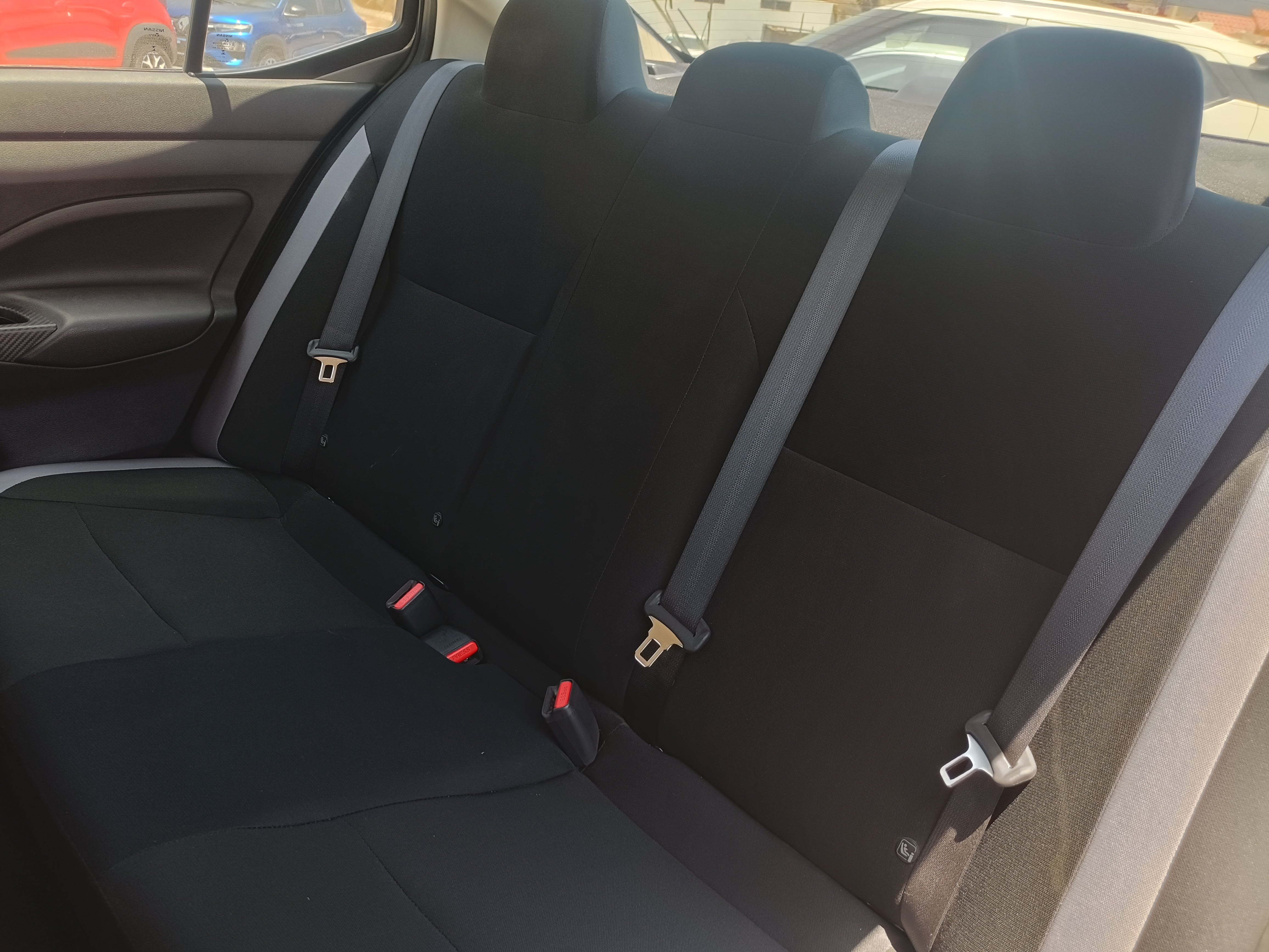 2025 Nissan VERSA 4P SENSE L41.6 AUT