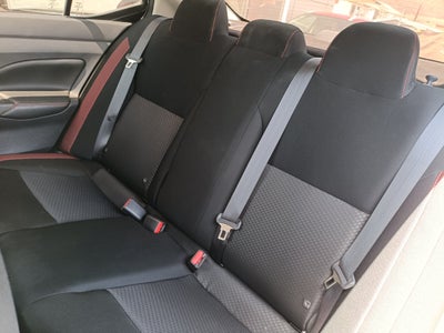 2024 Nissan VERSA 4P SR L41.6 AUT