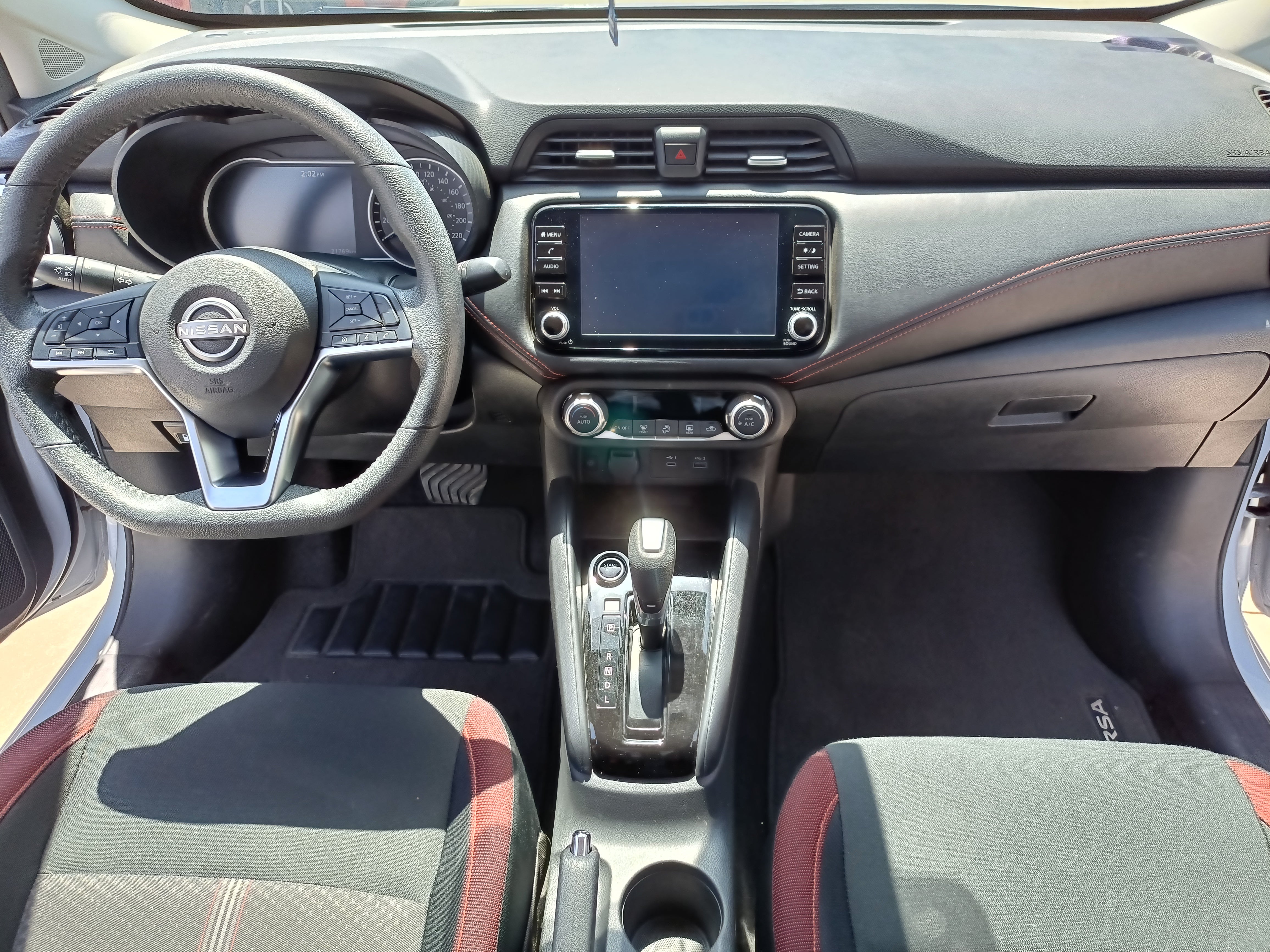 2024 Nissan VERSA 4P SR L41.6 AUT
