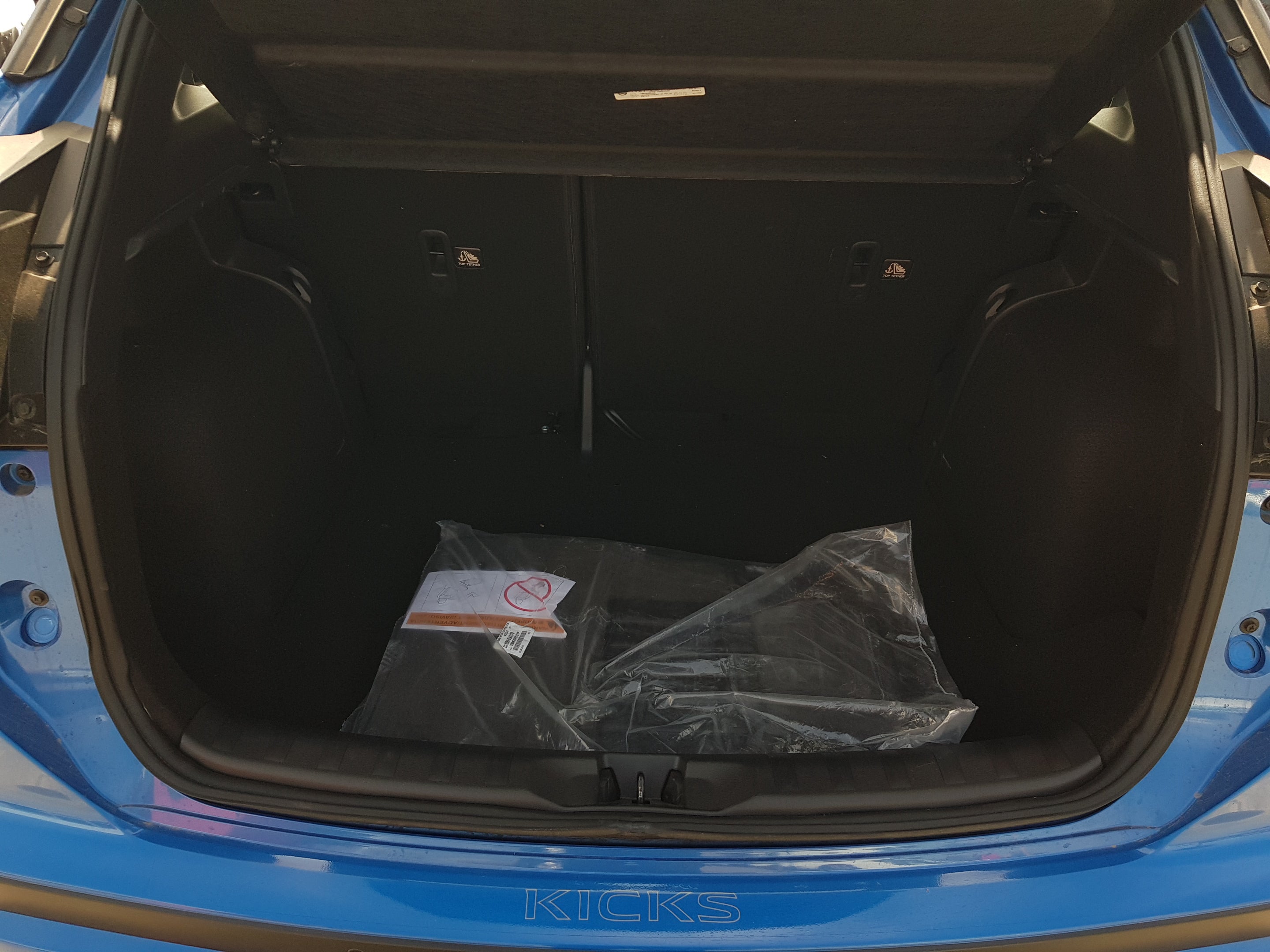 2025 Nissan KICKS 5P PLAY ADVANCE L41.6 AUT