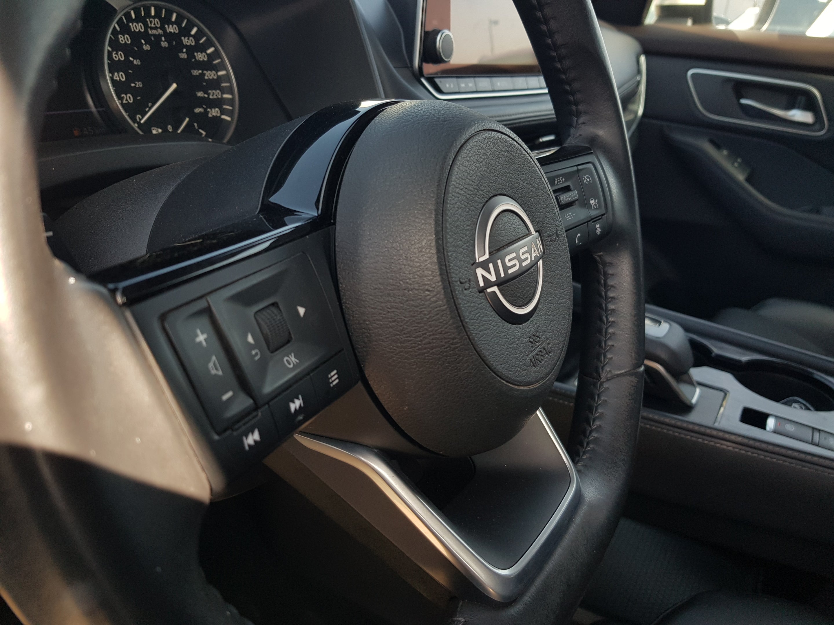 2023 Nissan X-TRAIL 5 PTS EXCLUSIVE CVT PIEL QCP GPS 5 PAS RA-19