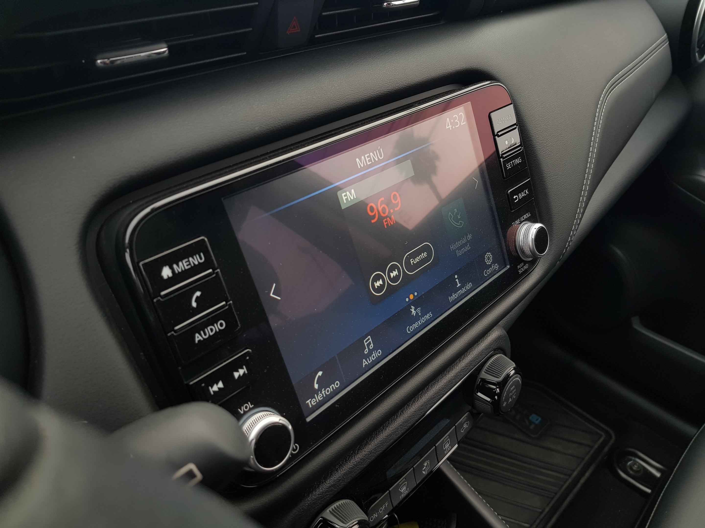 2024 Nissan KICKS 5P EXCLUSIVE E-POWER HEV L31.2 AUT