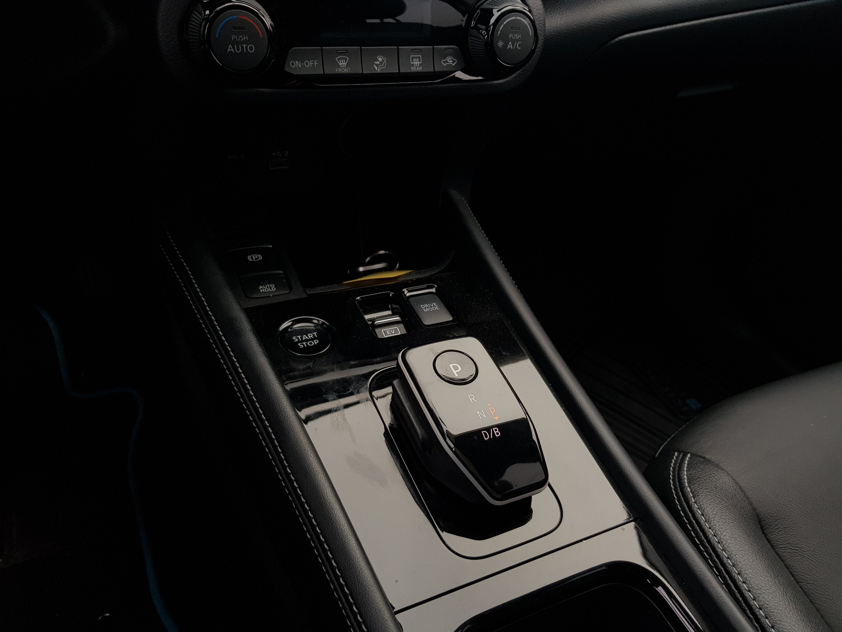 2024 Nissan KICKS 5P EXCLUSIVE E-POWER HEV L31.2 AUT