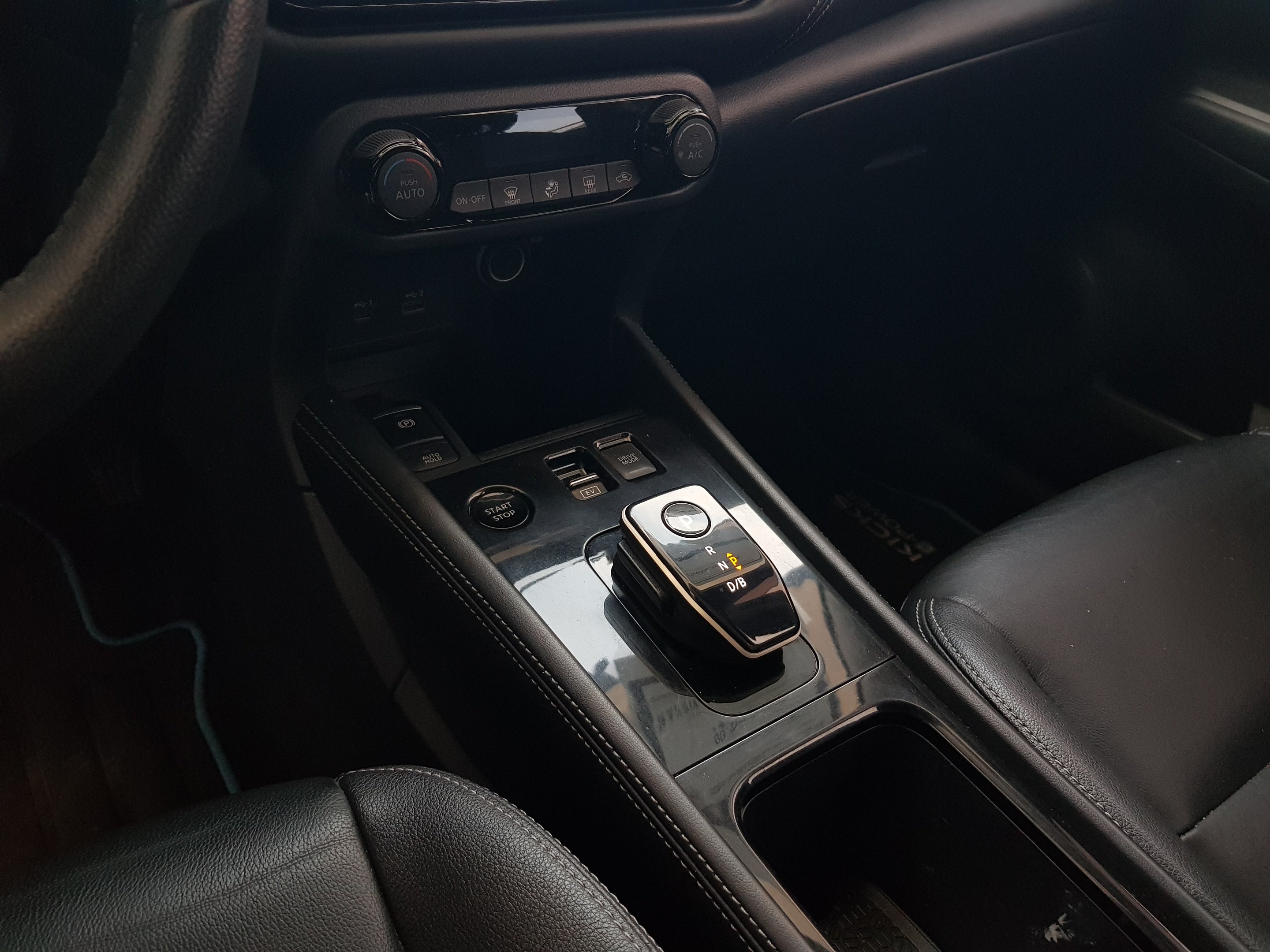 2023 Nissan KICKS 5 PTS E-POWER EXCLUSIVE ELECTA PIEL RA-17