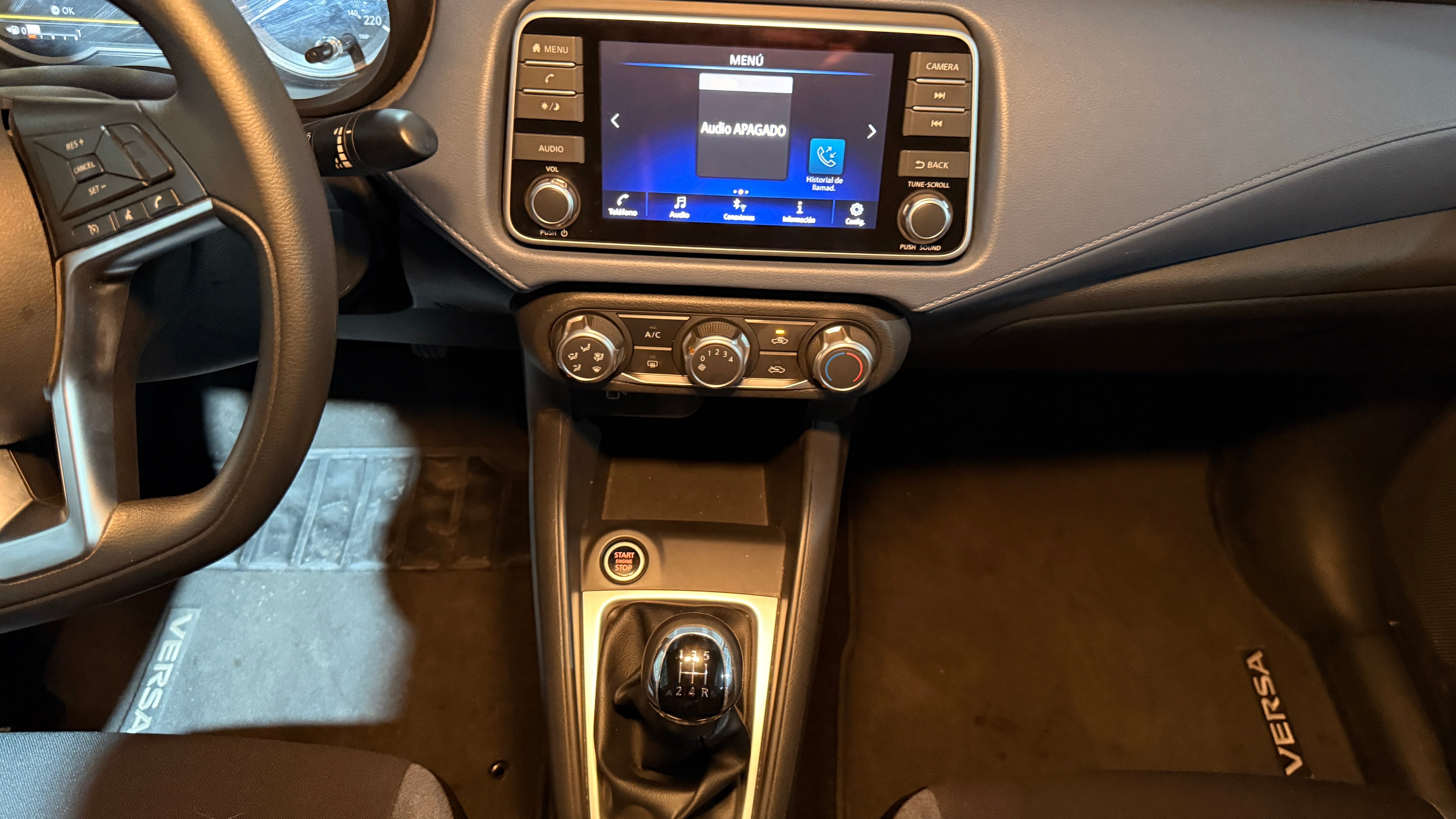 2025 Nissan Versa ADVANCE L4 1.6L 118 CP 4 PUERTAS AUT BA AA