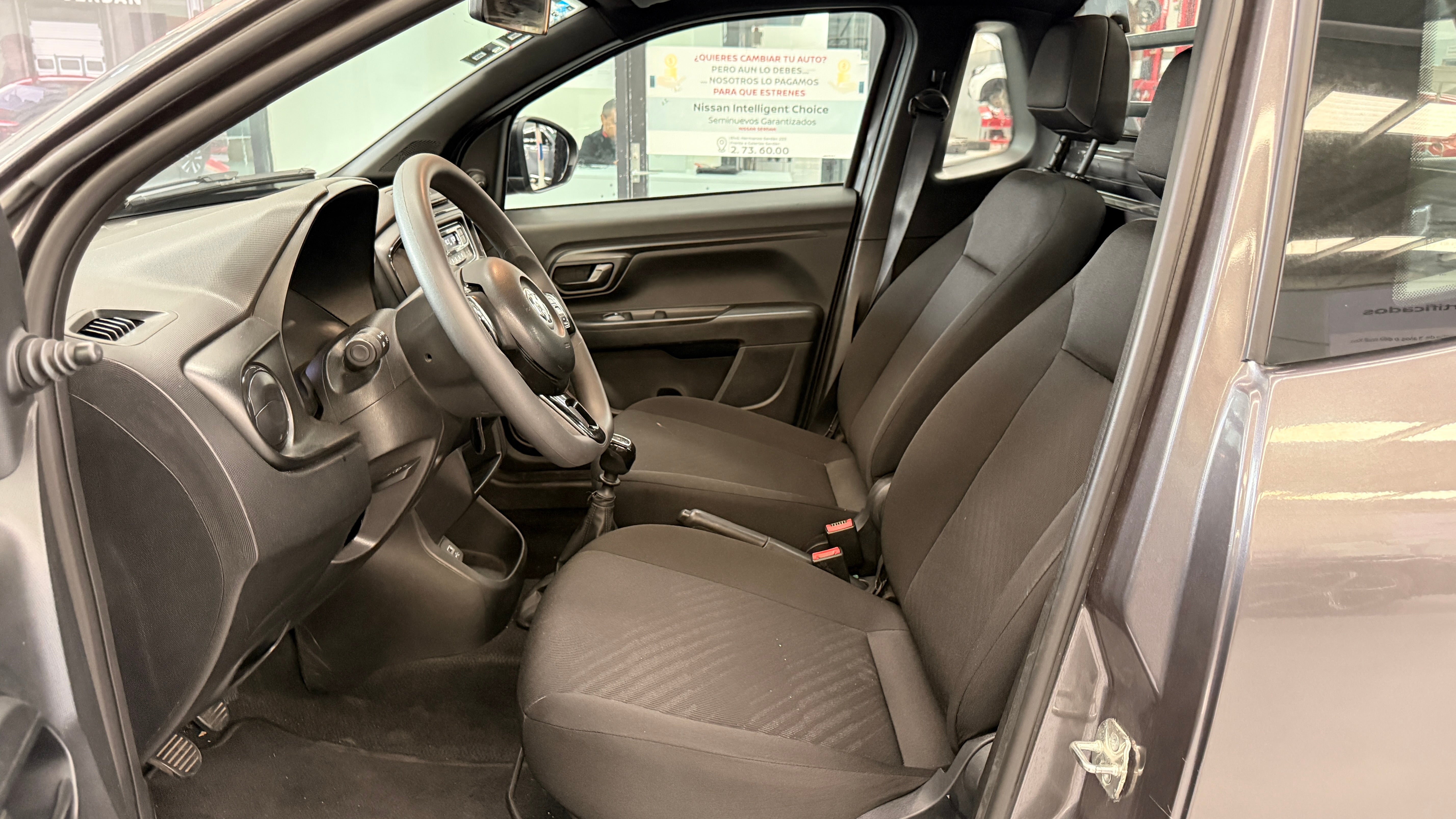 2023 RAM 700 SLT, L4, 1.3L, 98 CP, 2 PUERTAS, STD