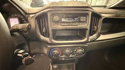 2023 RAM 700 SLT, L4, 1.3L, 98 CP, 2 PUERTAS, STD