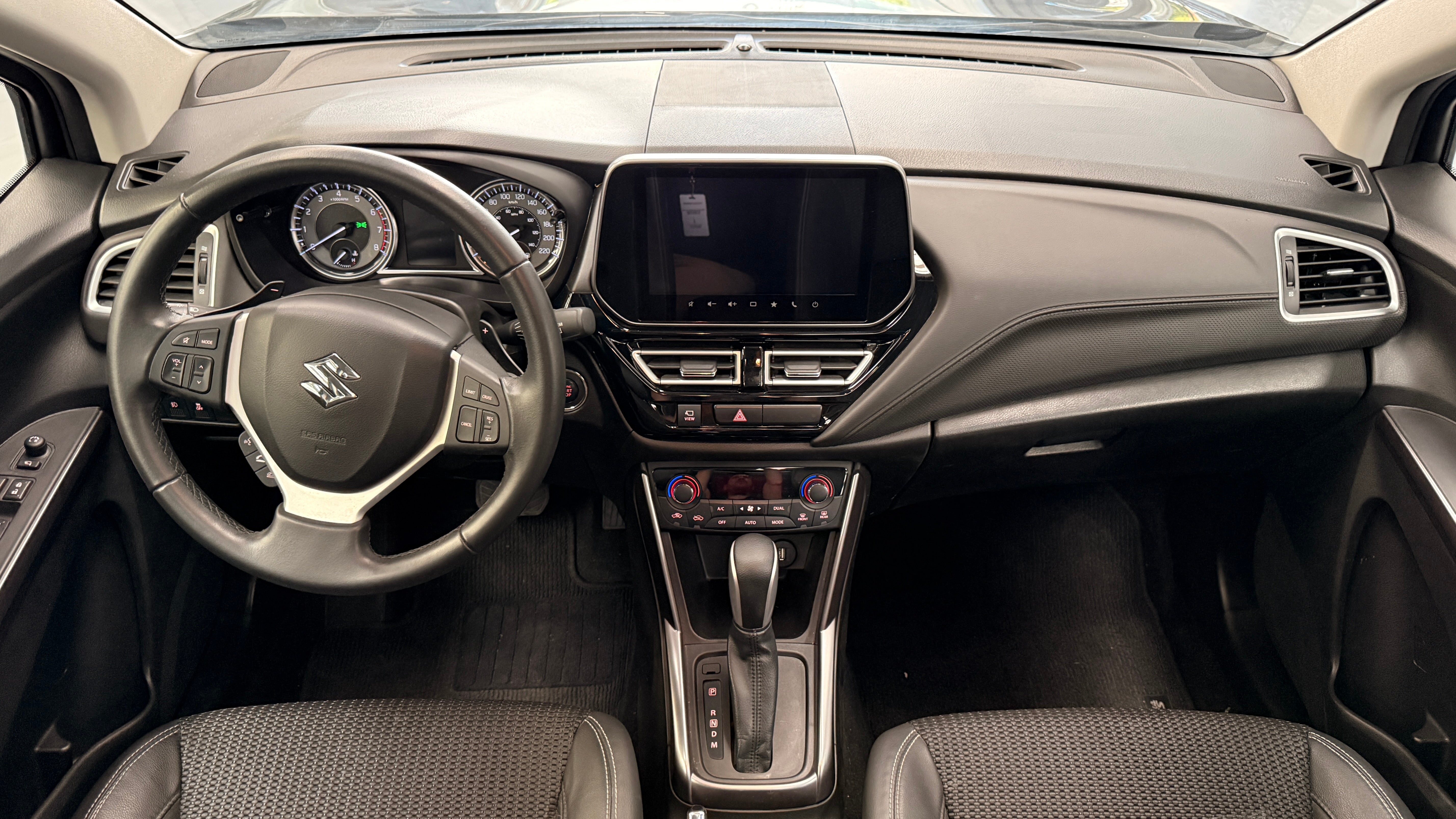 2023 Suzuki S-Cross Base