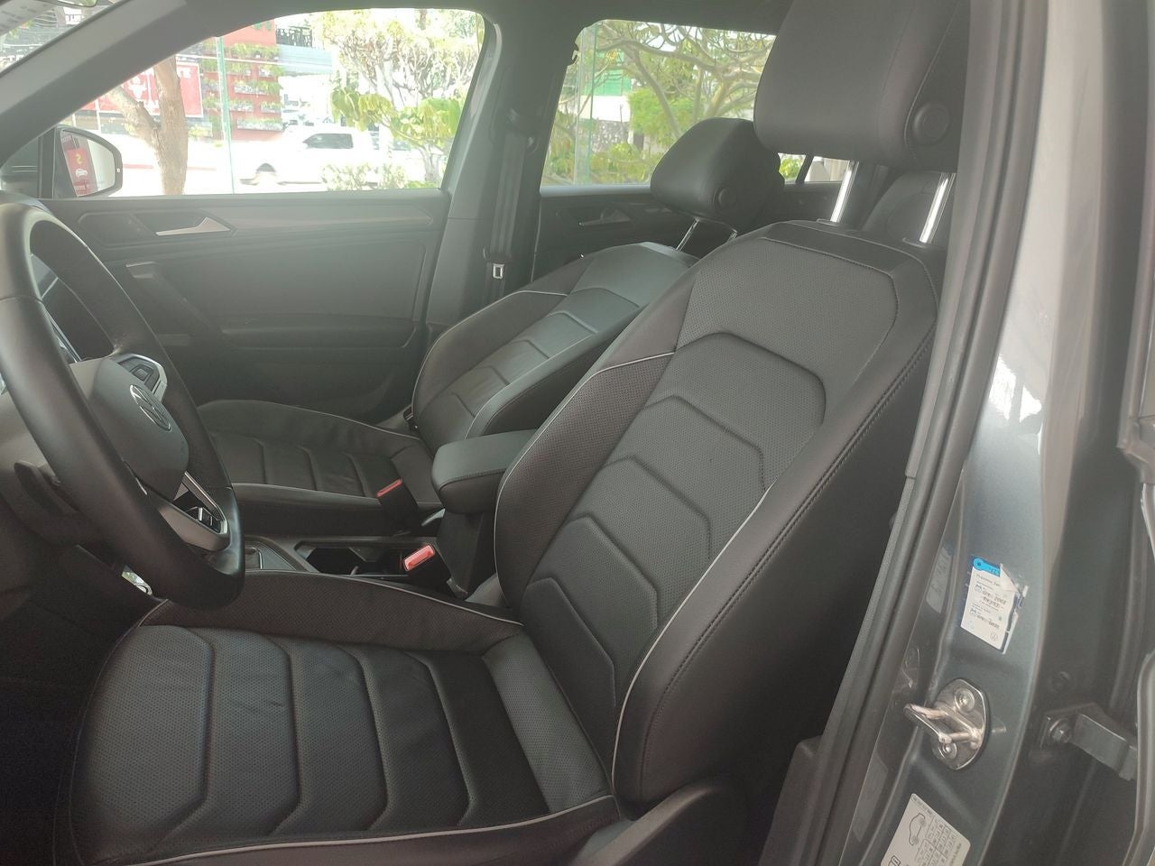 2023 Volkswagen Tiguan 1.4 R-Line At