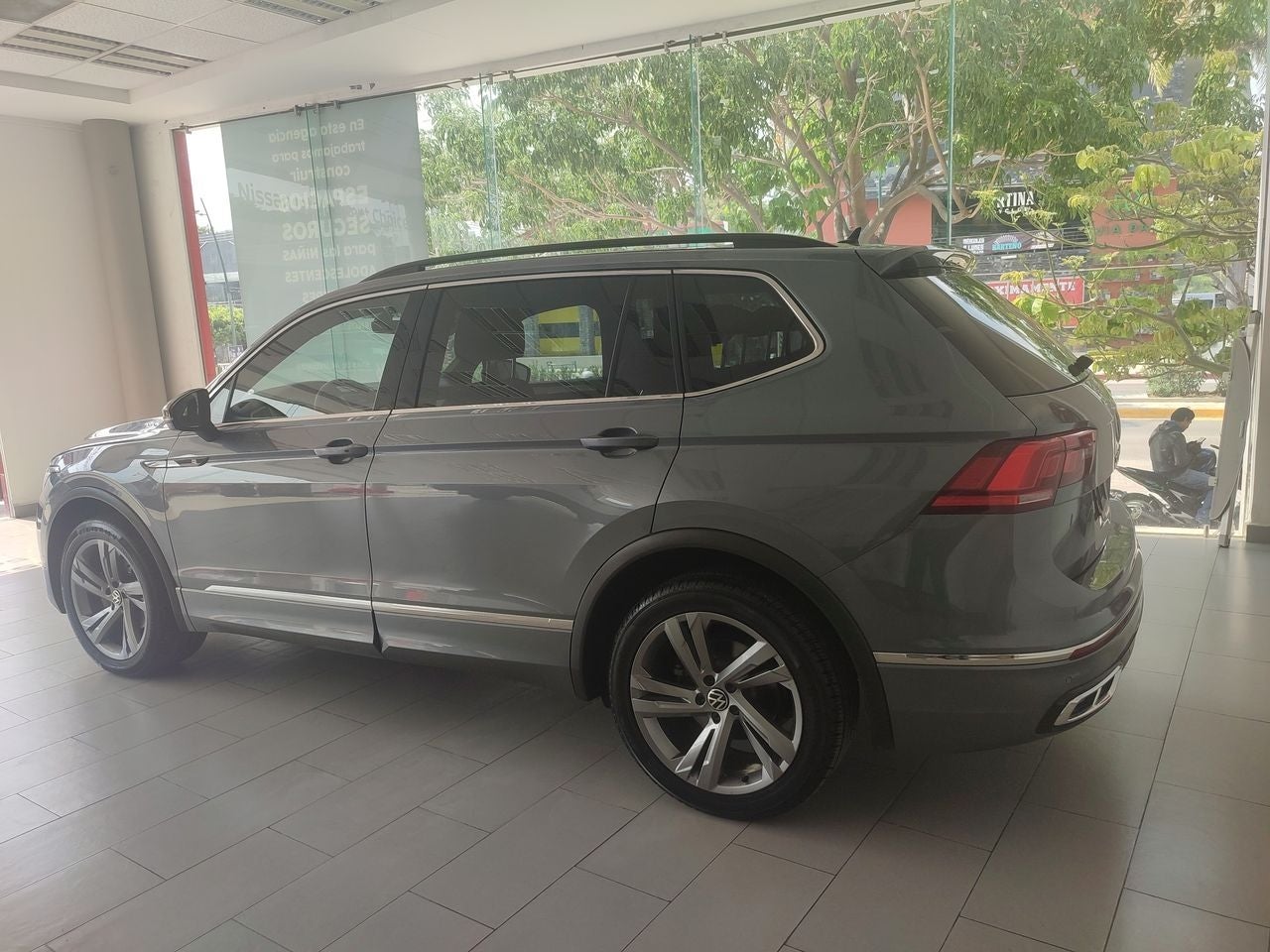 2023 Volkswagen Tiguan 1.4 R-Line At