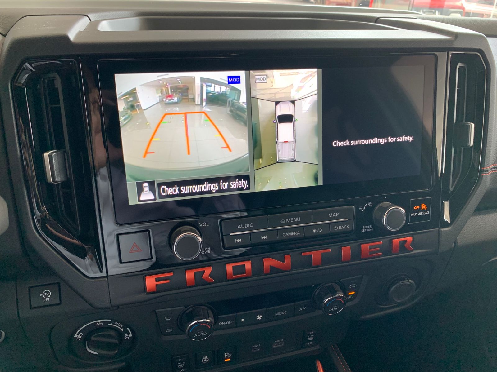 2025 Nissan FRONTIER 4P PRO-4X V63.8 AUT 4X4