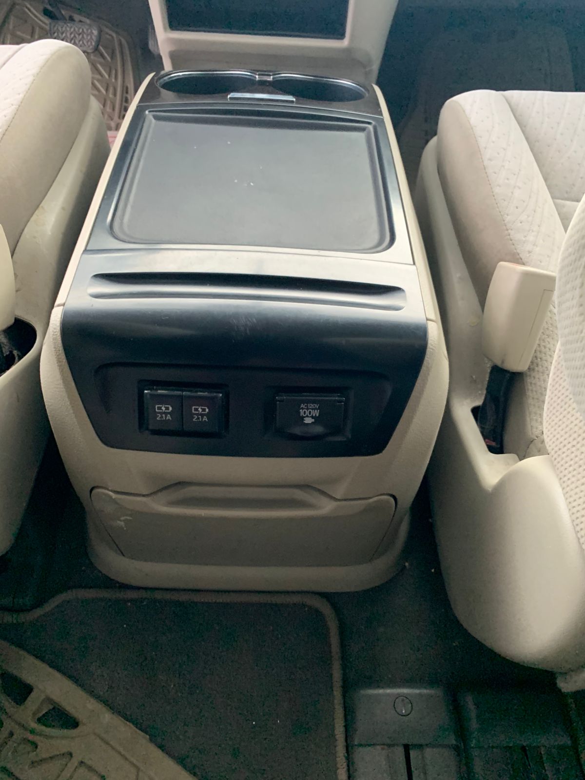 2020 Toyota SIENNA 5 PTS XLE TA BA BL CONSOLA EN TOLDO RA-17