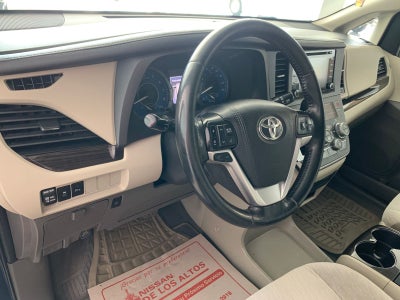 2020 Toyota SIENNA 5 PTS XLE TA BA BL CONSOLA EN TOLDO RA-17
