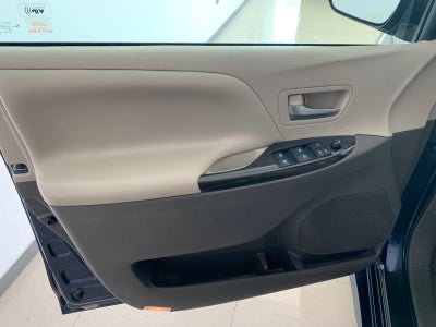 2020 Toyota SIENNA 5 PTS XLE TA BA BL CONSOLA EN TOLDO RA-17