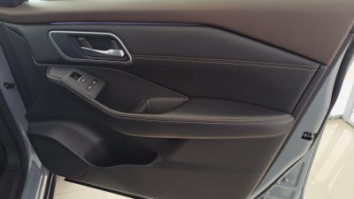 2023 Nissan X-TRAIL 5 PTS PLATINIUM PLUS CVT 2.5 LTS 2 ROW