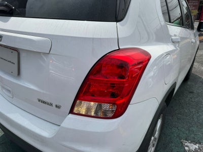 2017 Chevrolet TRAX 5 PTS PREMIER 18L TA PIEL QC F NIEBLA RA-18