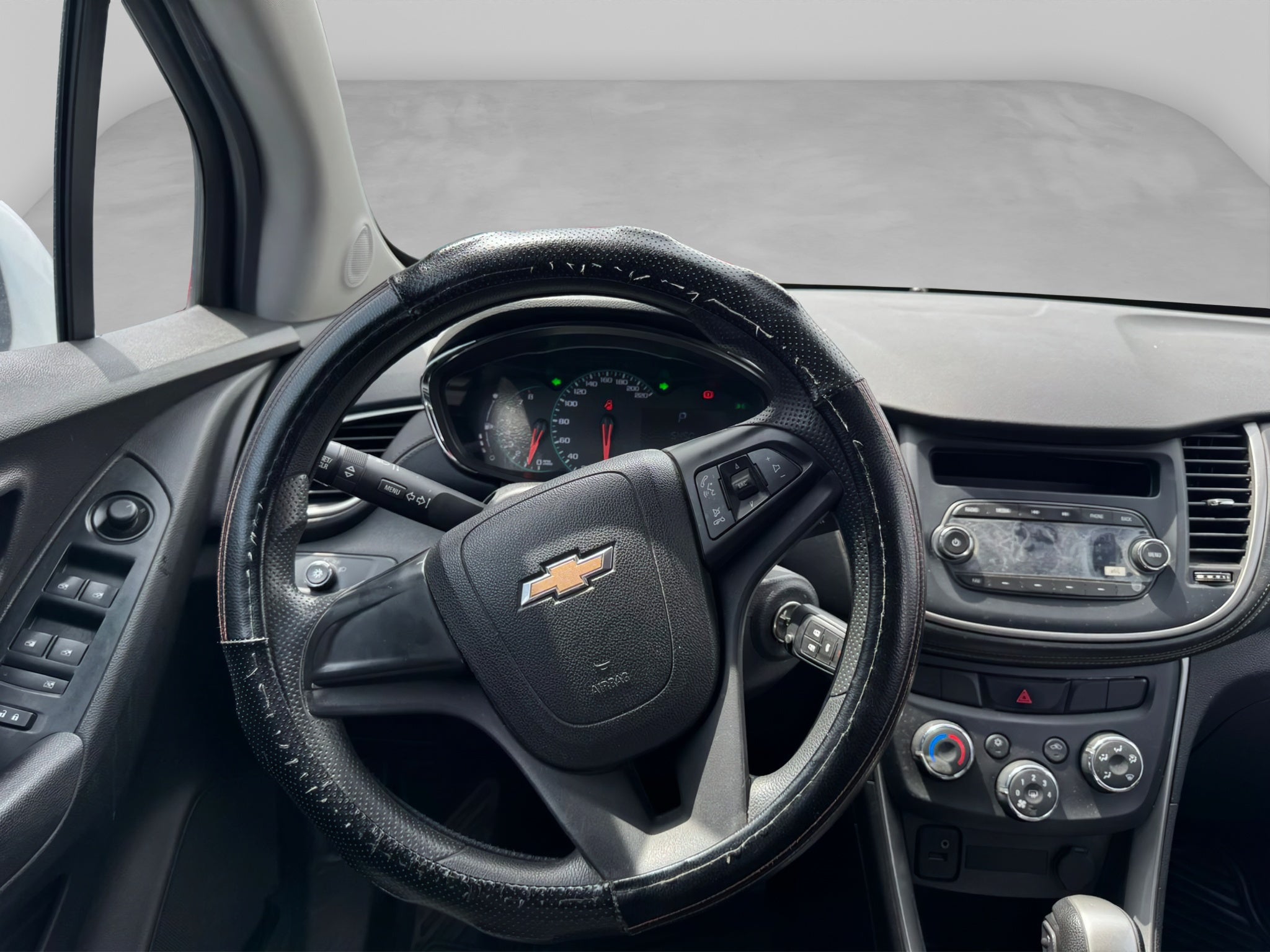 2017 Chevrolet TRAX 5 PTS PREMIER 18L TA PIEL QC F NIEBLA RA-18
