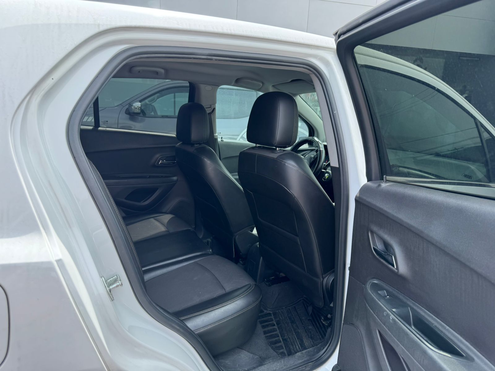 2017 Chevrolet TRAX 5 PTS PREMIER 18L TA PIEL QC F NIEBLA RA-18