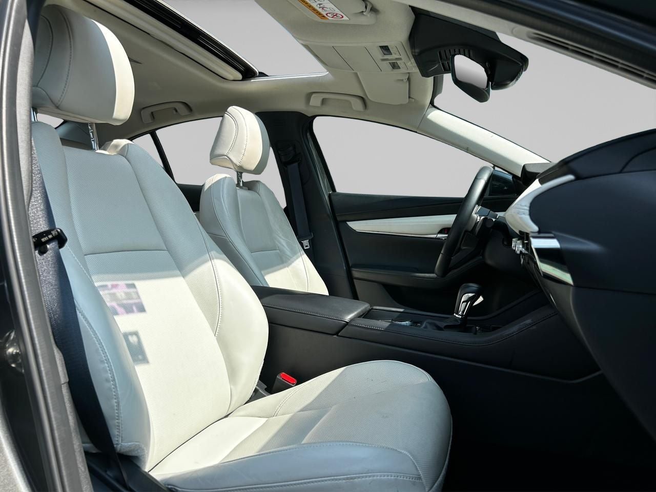 2025 Mazda MAZDA 3 4P SEDAN SIGNATURE L42.5T AUT