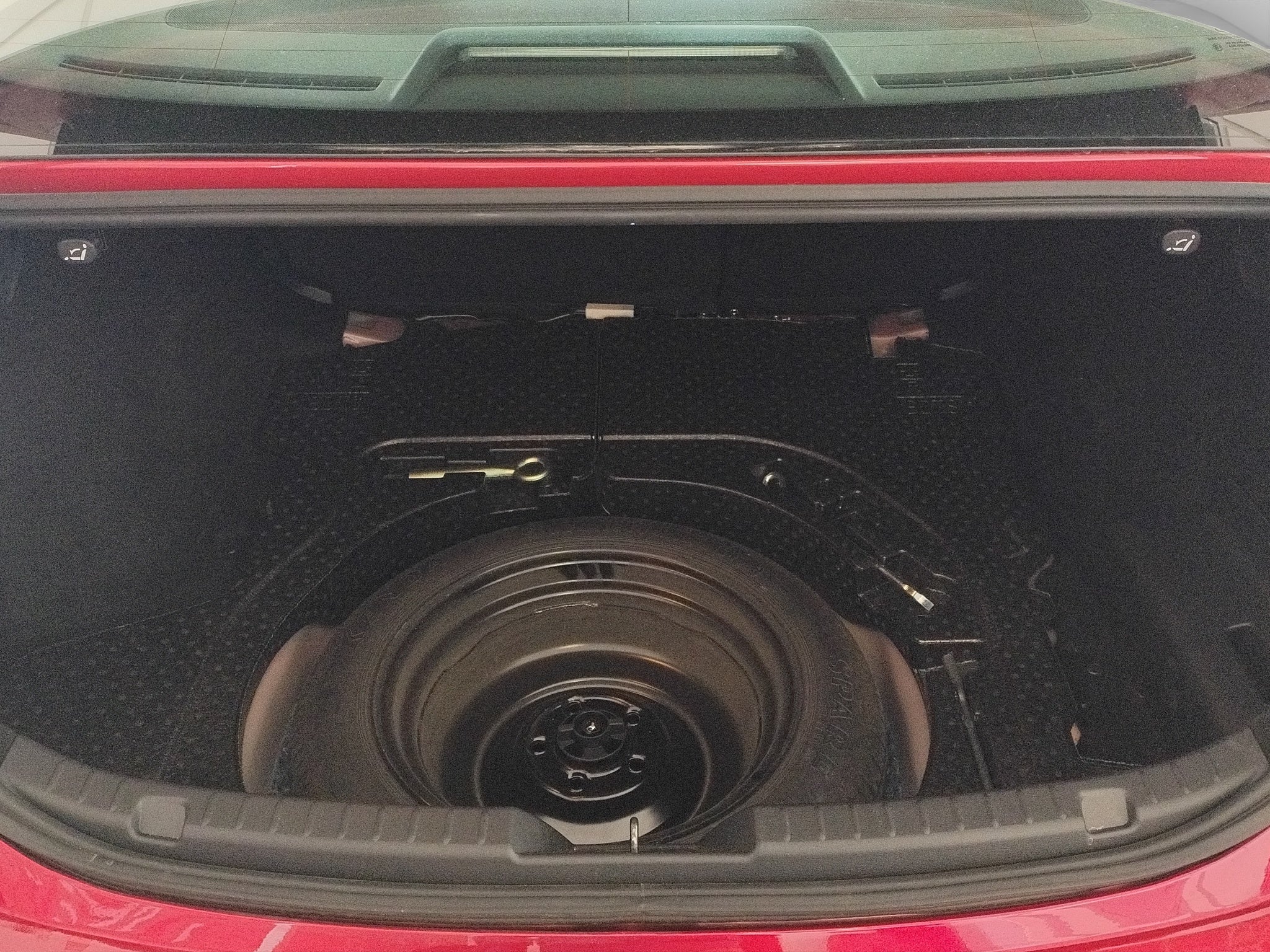 2025 Mazda MAZDA 3 4P SEDAN SIGNATURE L42.5T AUT